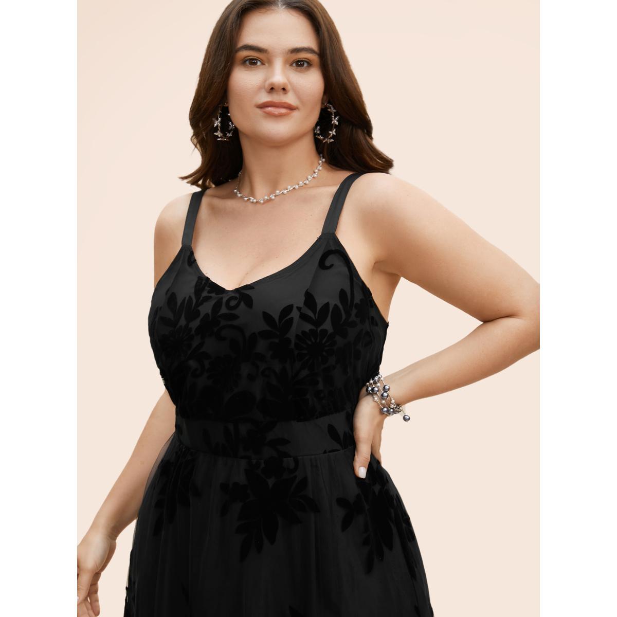 Plus Size Floral Flocked Tulle Split Hem Dress Black Women Formal Texture V-neck Sleeveless Curvy BloomChic 10/M Product Image