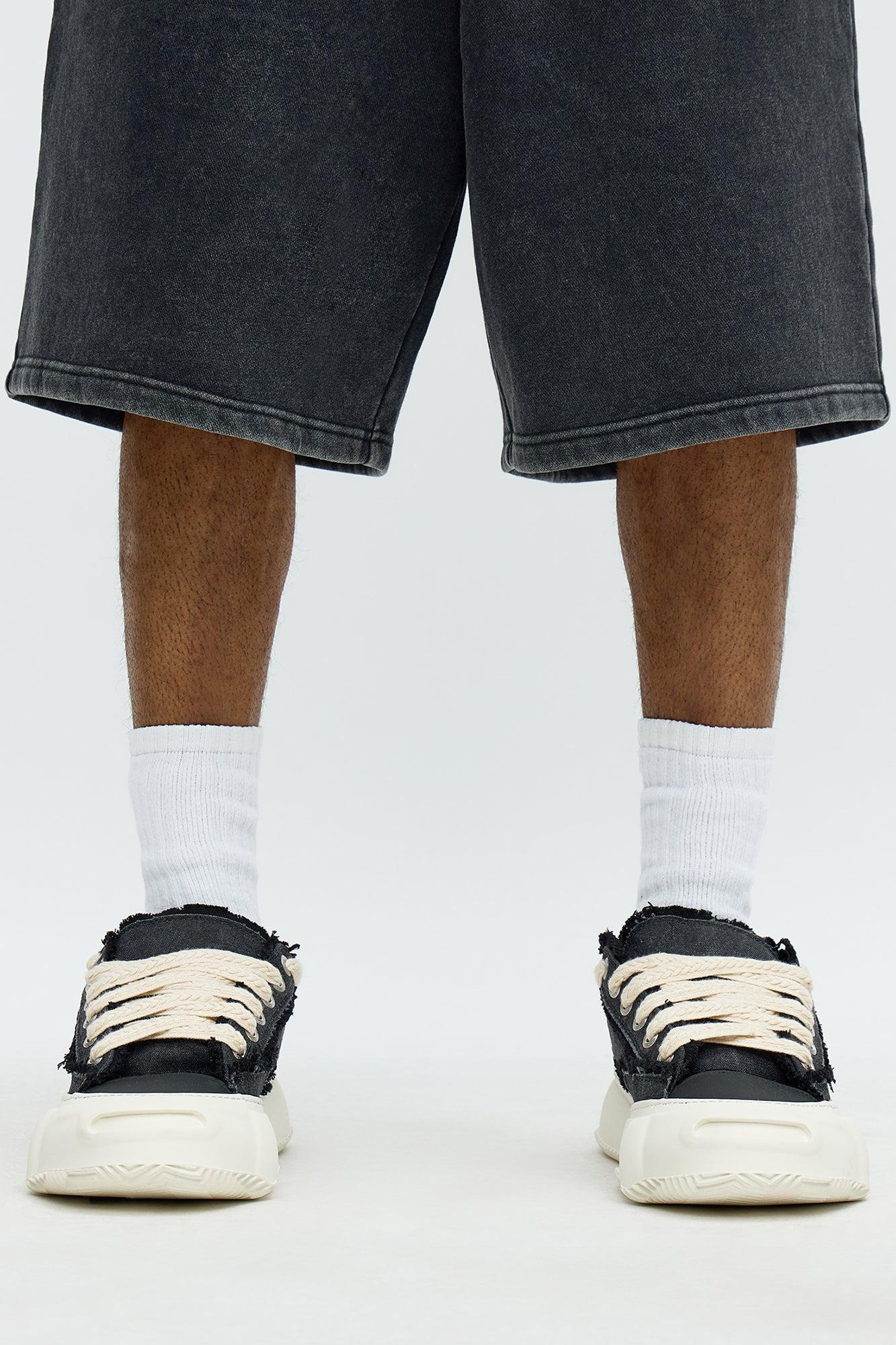 Bold Step Canvas Chunky Low Sneaker - Black/White Product Image