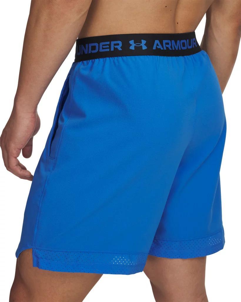UA Vanish Woven Product Image