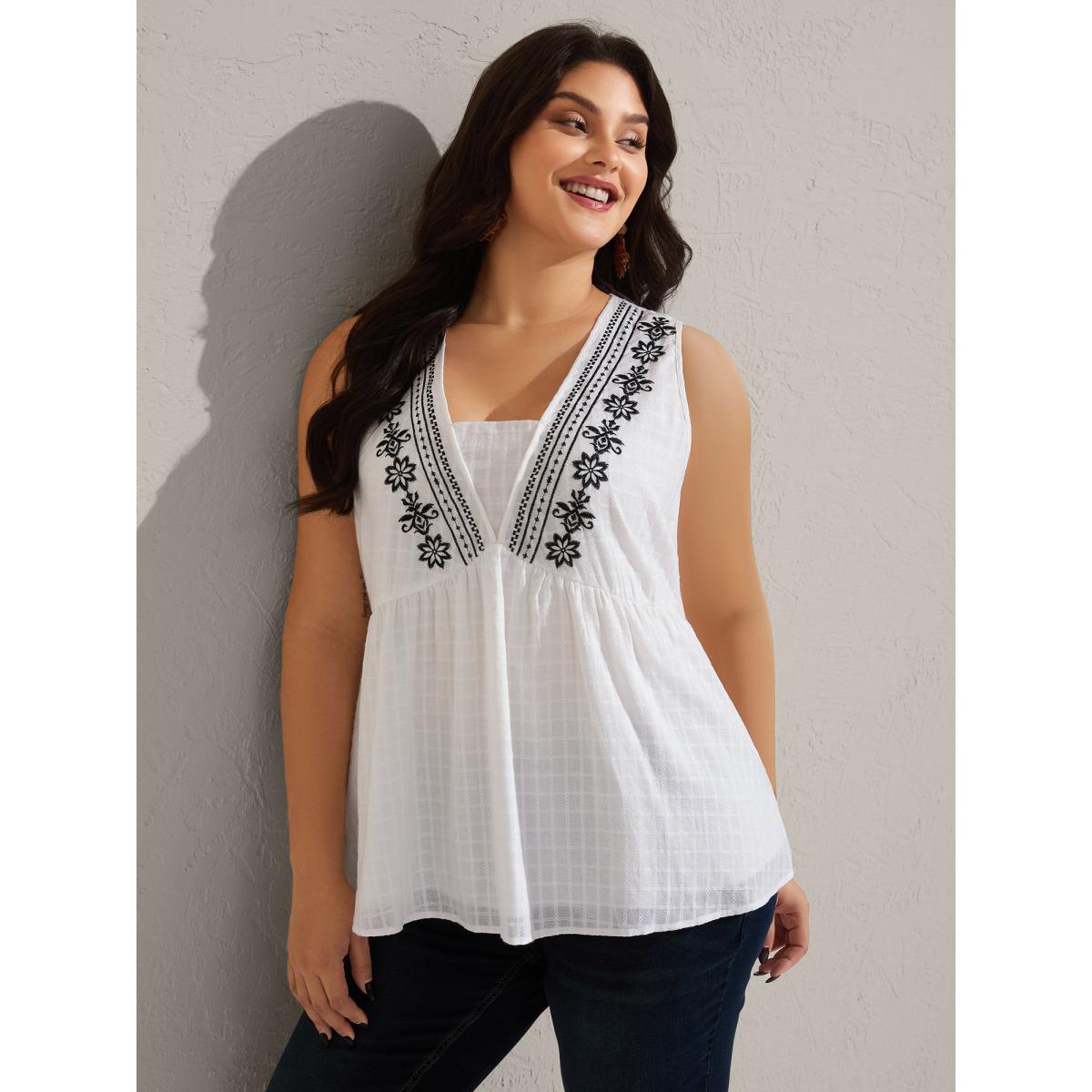 Plus Size Pure Cotton Jacquard Embroidered Tank Top Women WhiteSmoke Texture Square Neck Vacation Tank Tops Camis BloomChic 30/6X Product Image