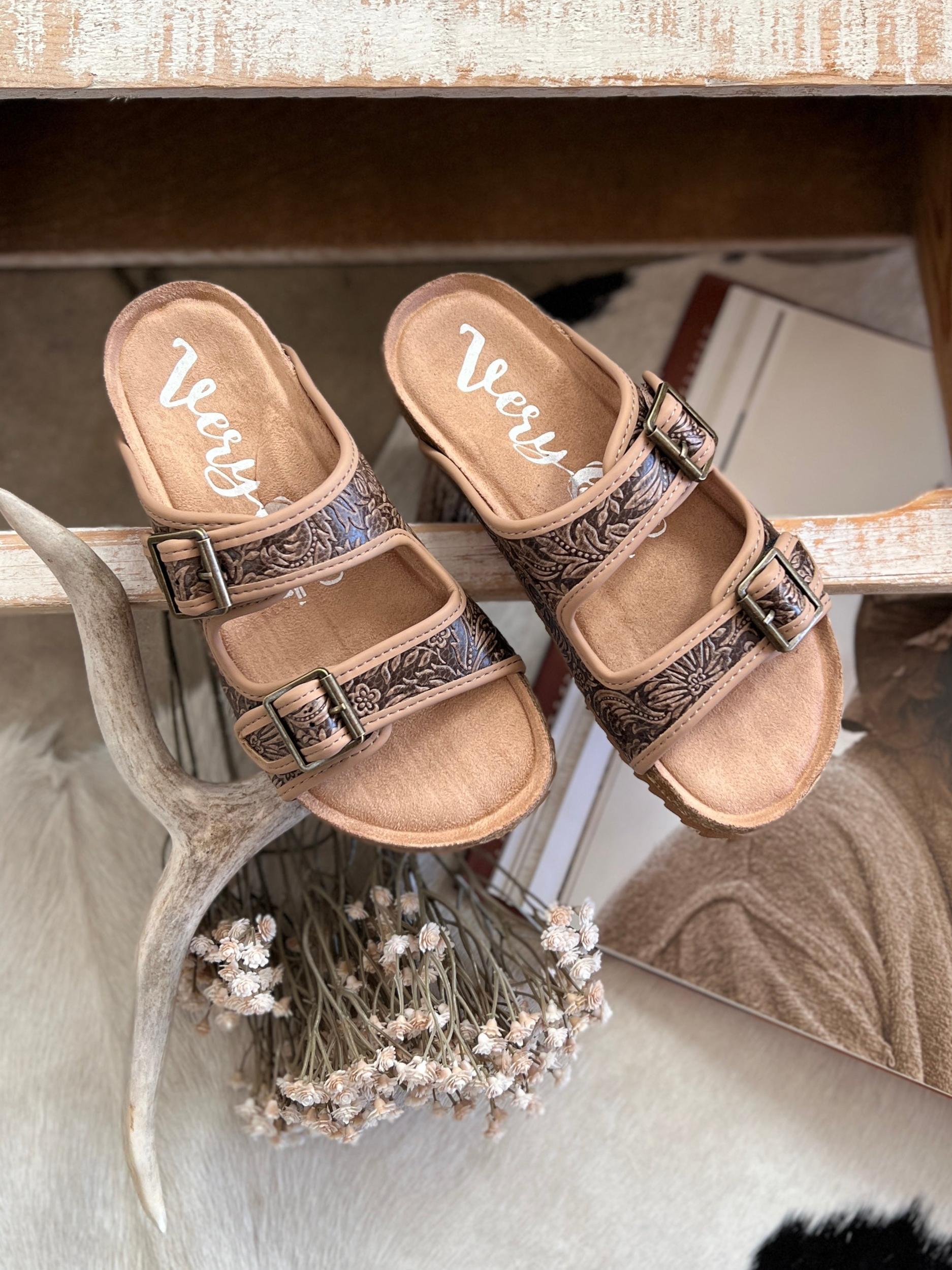 Berry Comfort Brown Sandals Product Image