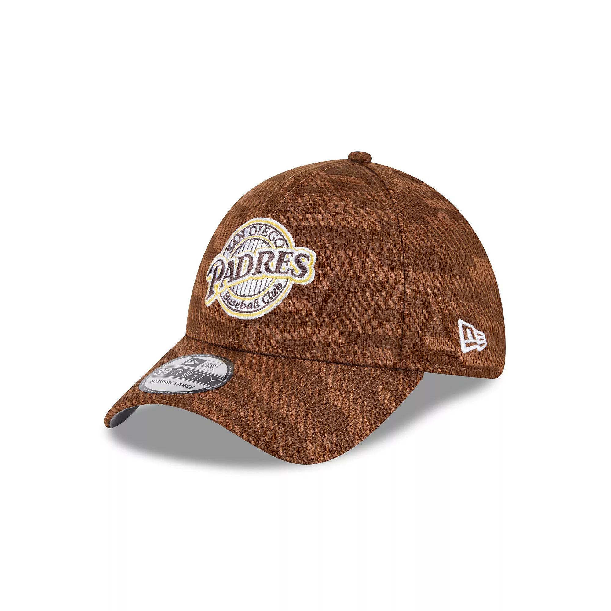 Men's New Era Brown San Diego Padres 2025 MLB Clubhouse 39THIRTY Flex Hat, Size: Small/Medium Product Image