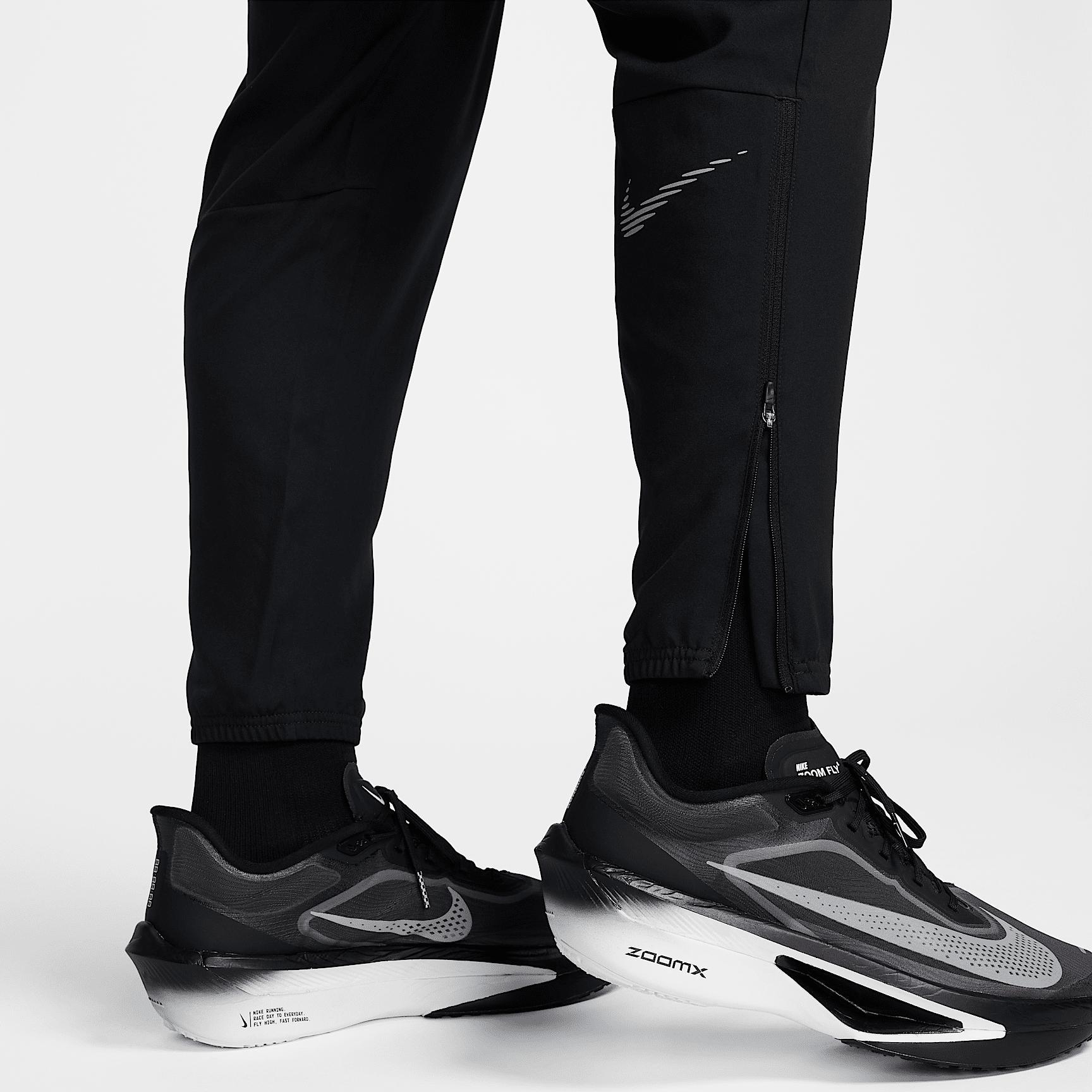 Nike Men's Challenger Flash Dri-FIT Woven Running Pants Product Image
