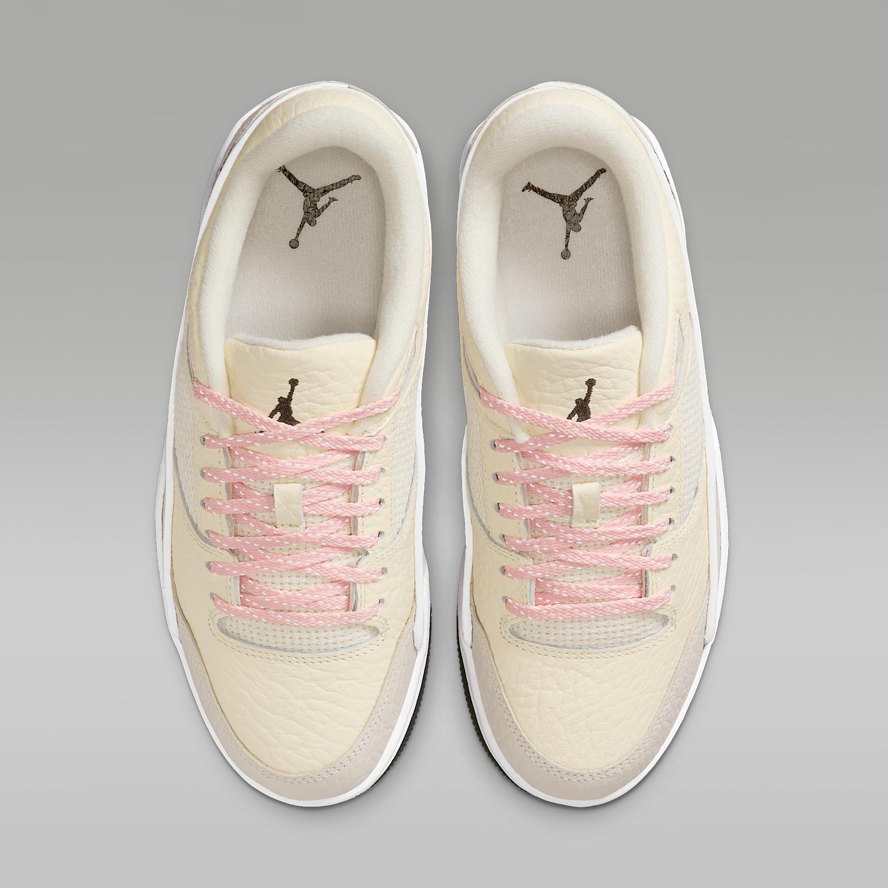 Jordan Flight Court Women's Shoes Product Image