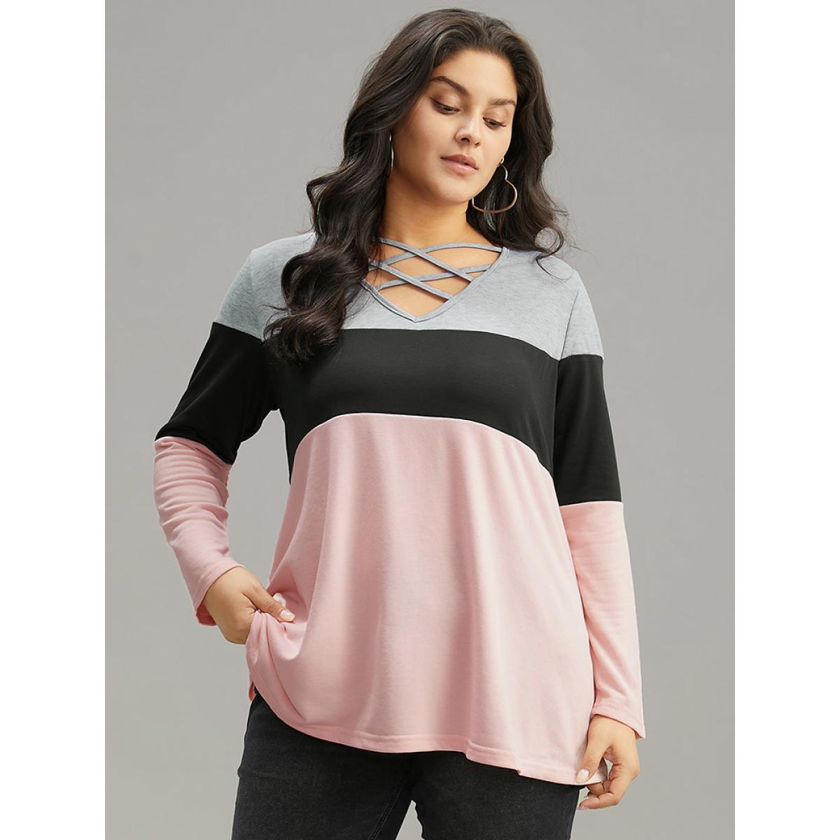 Plus Size Colorblock Contrast Crisscross V Neck Sweatshirt Women Multicolor Casual Contrast V-neck Everyday Sweatshirts BloomChic 30/6X Product Image