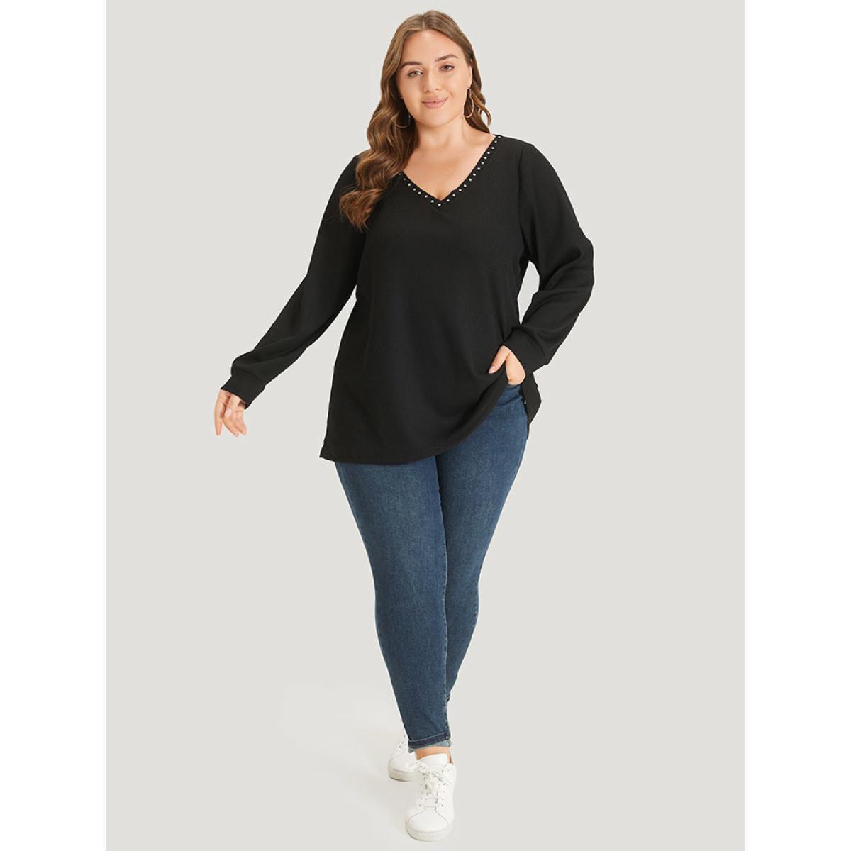 Plus Size Plain Rivets V Neck Elastic Cuffs Sweatshirt Women Black Casual Elastic cuffs V-neck Dailywear Sweatshirts BloomChic 14-16/1X Product Image