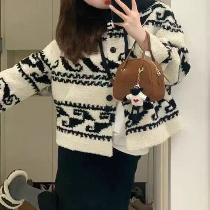 Pattern Jacquard Button-Up Cardigan Product Image