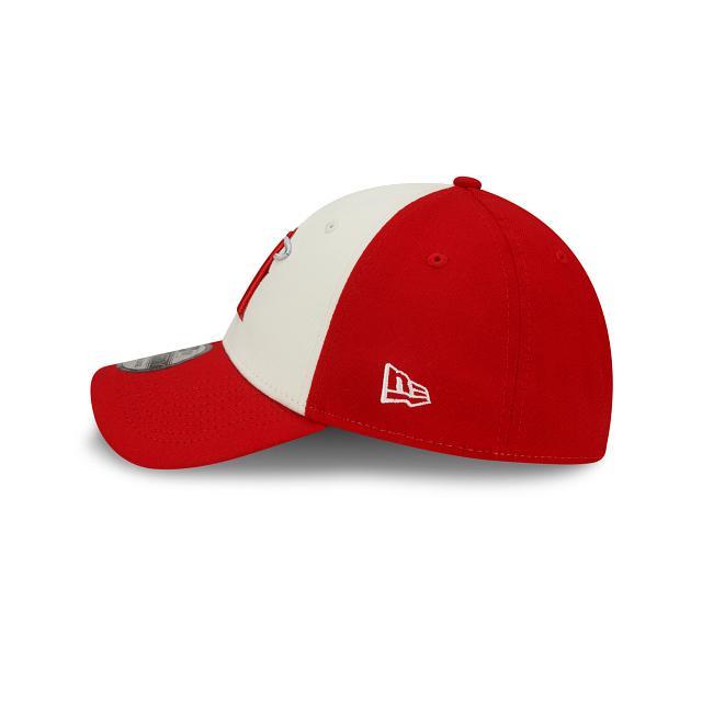 Atlanta Falcons Team Classic 39THIRTY Stretch Fit Hat Male Product Image