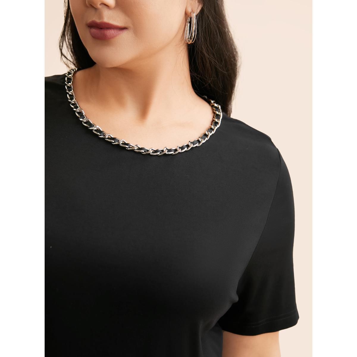 Plus Size Crew Neck Metal Chain Detail T-shirt Black Women Casual Non Round Neck Everyday T-shirts BloomChic 30/6X Product Image