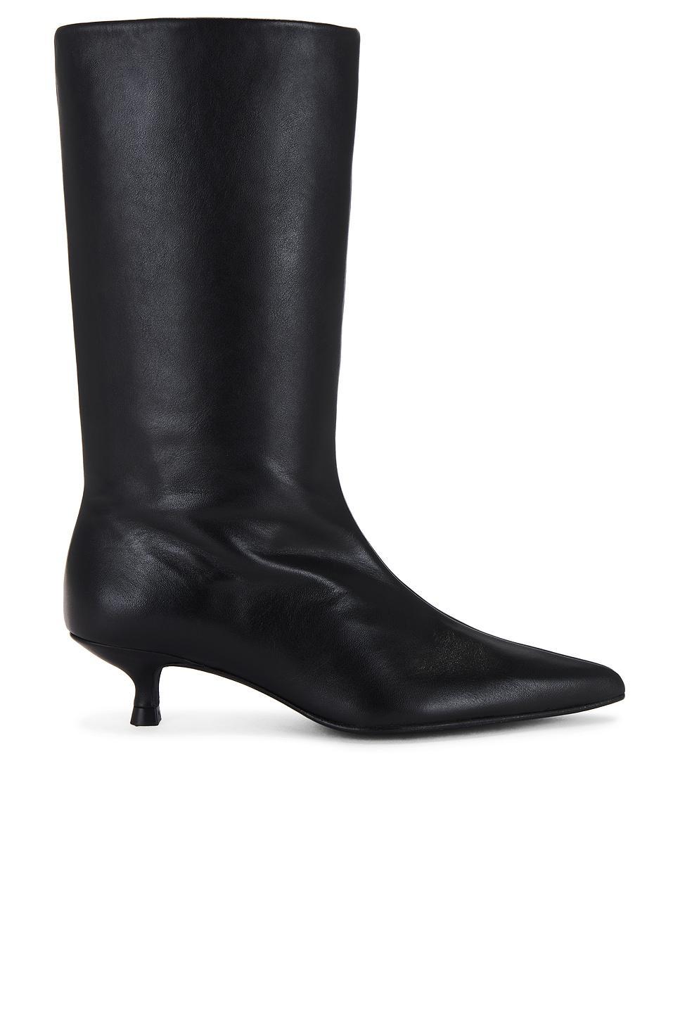 Nour Boots Flattered Product Image