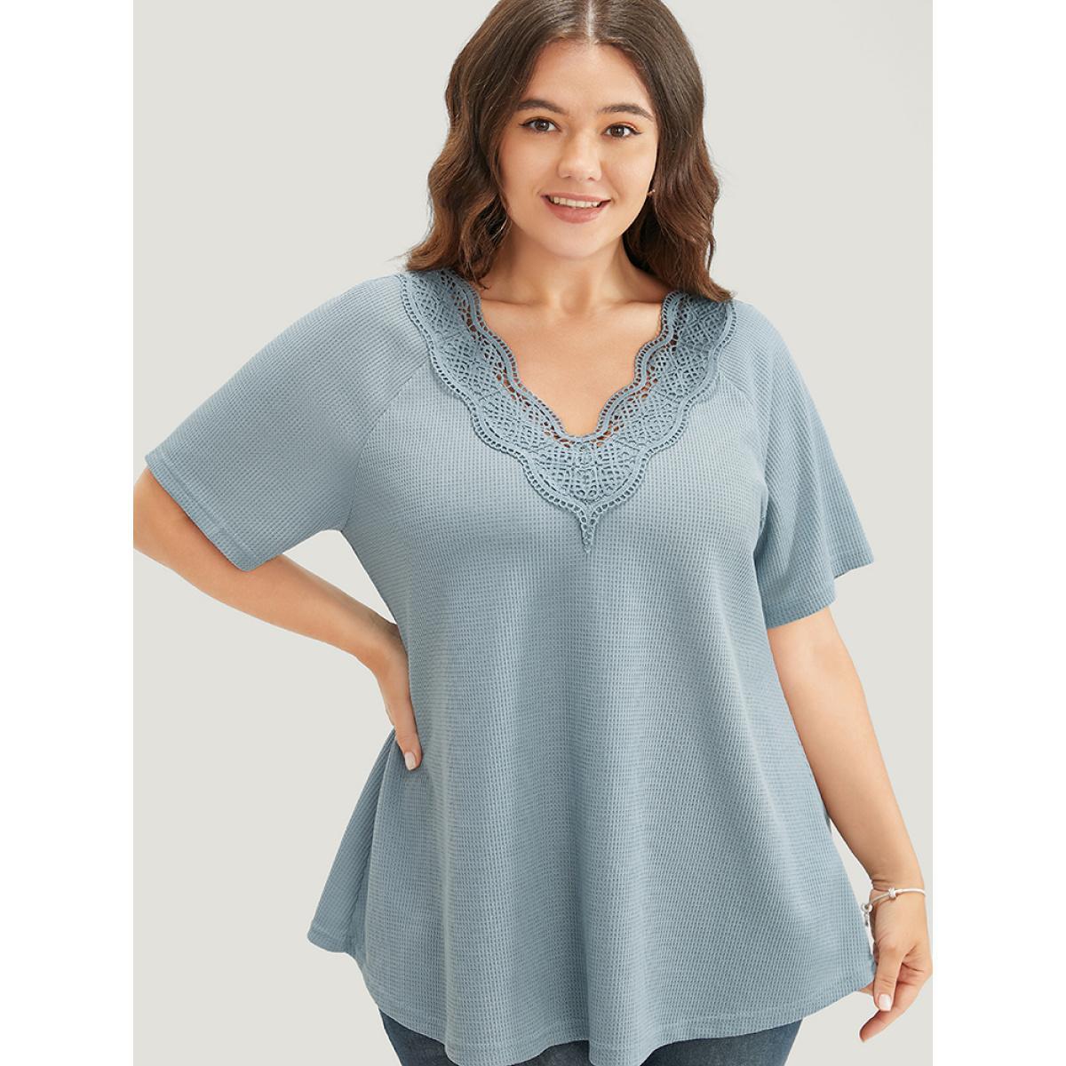 Plus Size Solid Raglan Sleeve Contrast Lace Waffle Knit T-shirt Stone Women Elegant Plain V-neck Dailywear T-shirts BloomChic 12/L Product Image