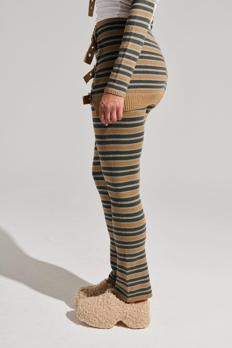SAY LESS FLARE PANT Product Image