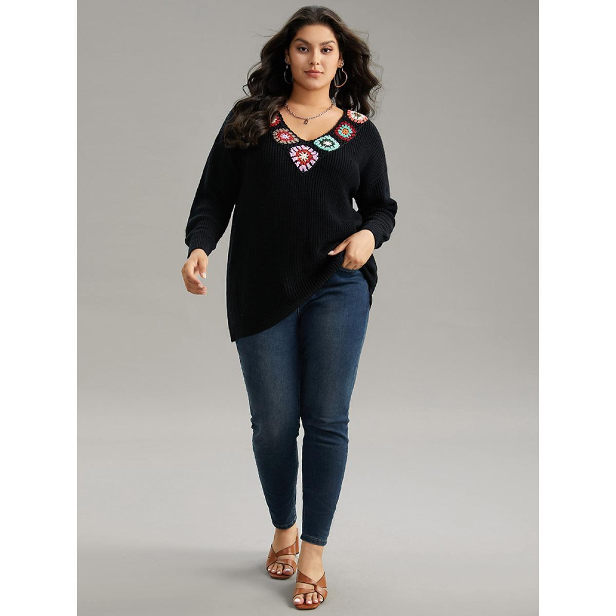 Plus Size Plain Floral Broderie Anglaise Contrast Pullover Black Women Casual Loose Long Sleeve V-neck Dailywear Pullovers BloomChic 18-20/2X Product Image