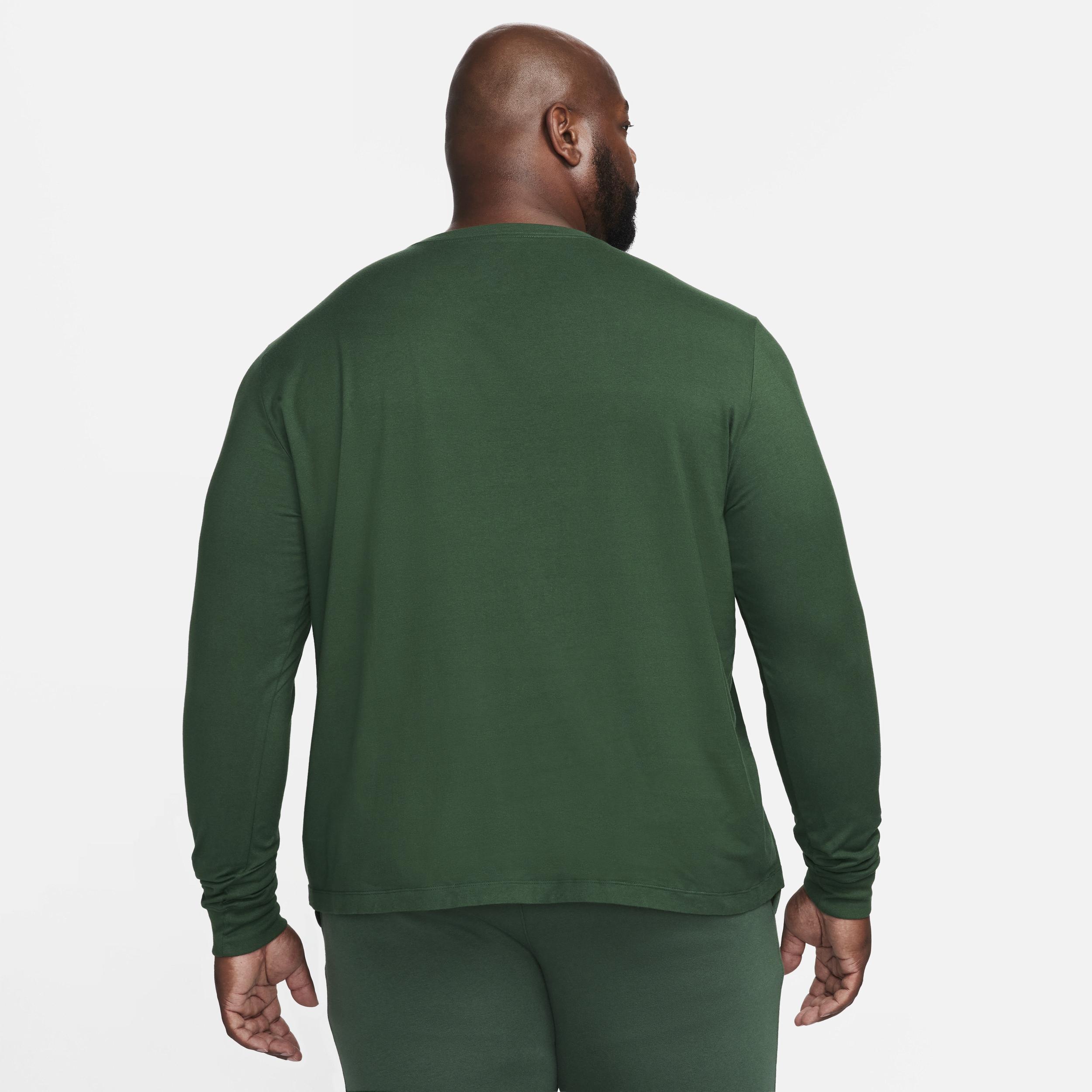 Nike Club long sleeve t-shirt Product Image