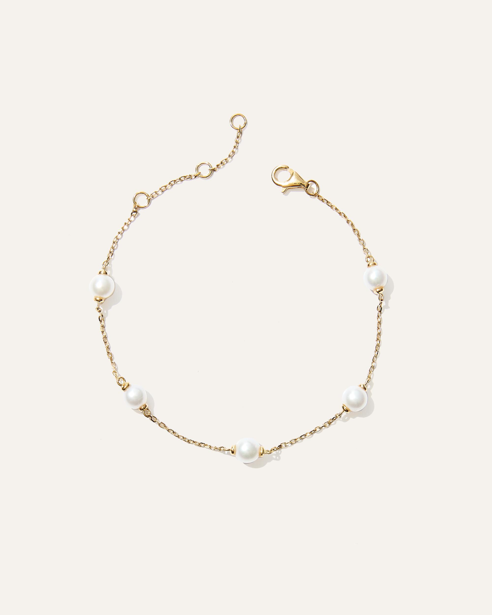Quince | Women's Freshwater Cultured Pearl Station Bracelet Product Image