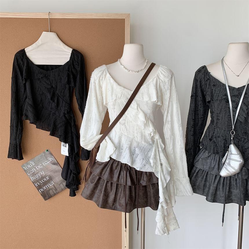 Long-Sleeve Scoop Neck Plain Ruffle Trim Asymmetrical Top Product Image
