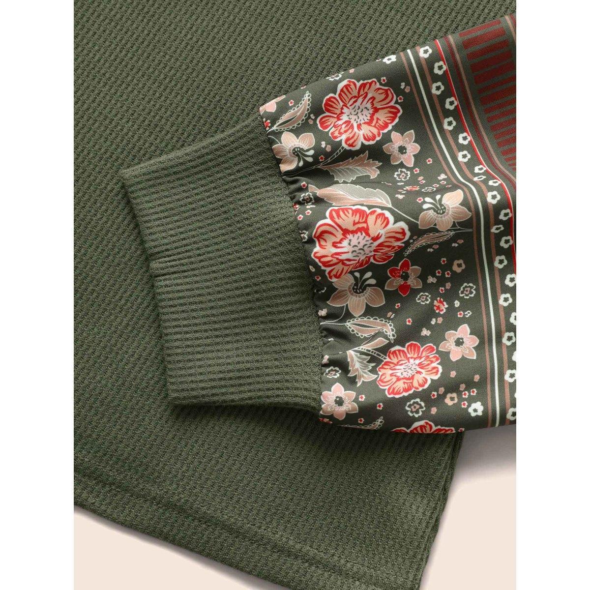 Plus Size Boho Print Patchwork Crew Neck Sweatshirt Women ArmyGreen Casual Elastic cuffs Round Neck Everyday Sweatshirts BloomChic 26/4X Product Image