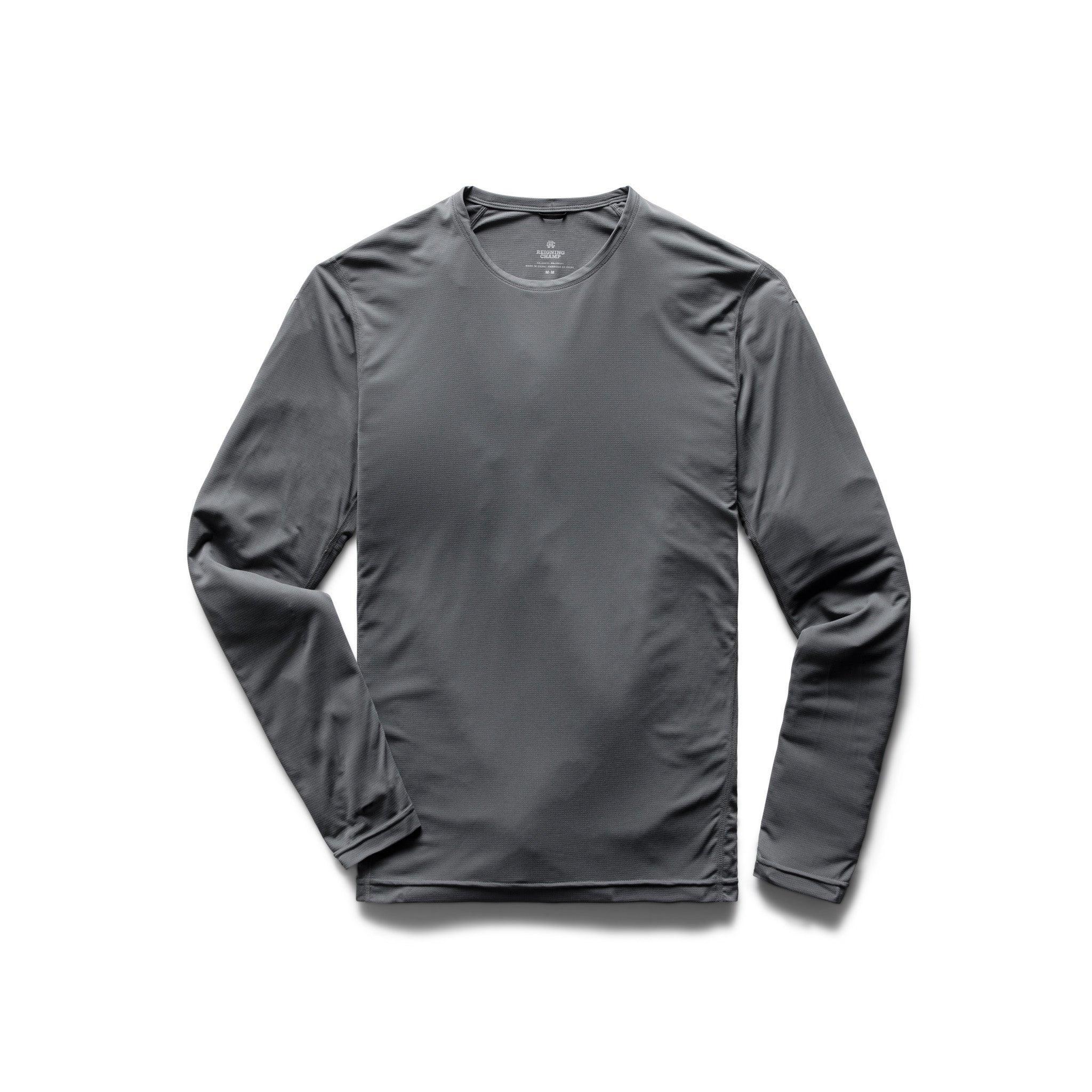 Deltapeak™ 90 Training Long Sleeve Male Product Image