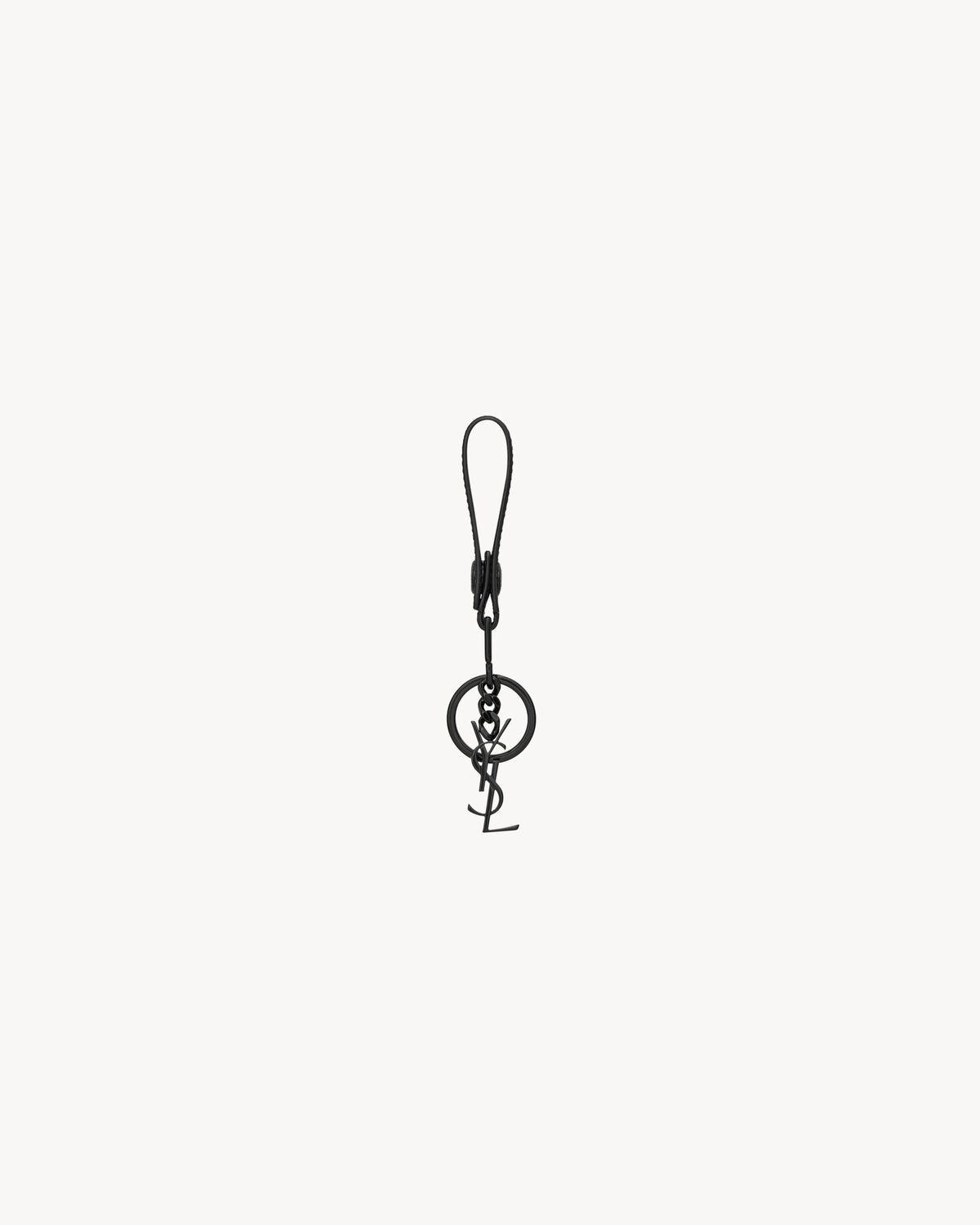 CASSANDRE KEY RING IN GRAIN DE POUDRE LEATHER | Saint Laurent | YSL.com Product Image