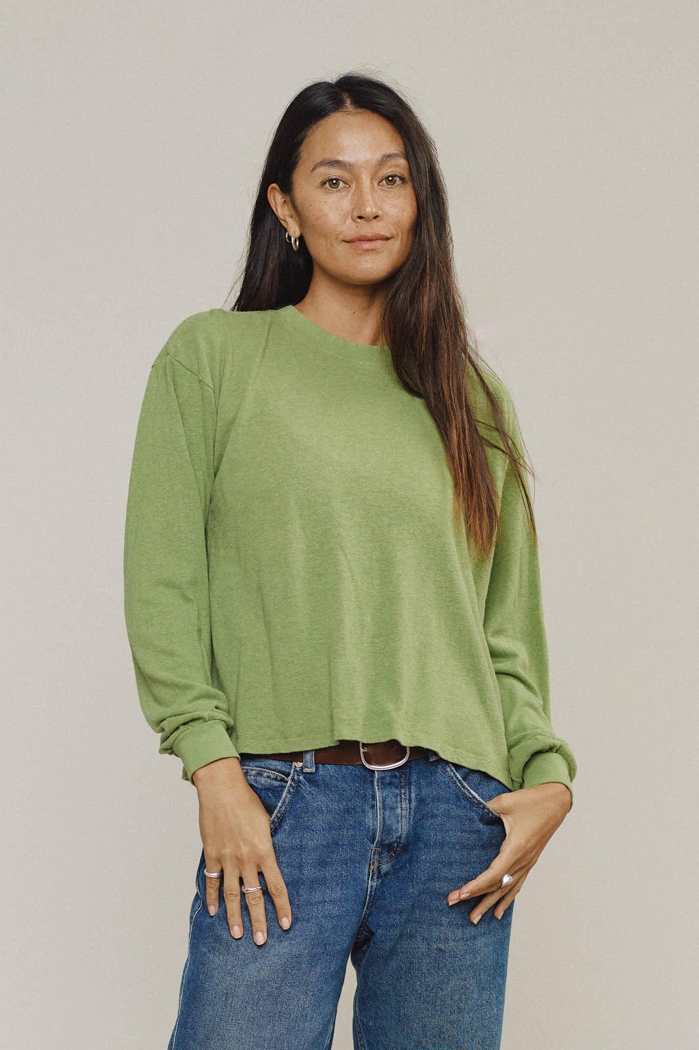 Cropped Long Sleeve Tee Female Product Image