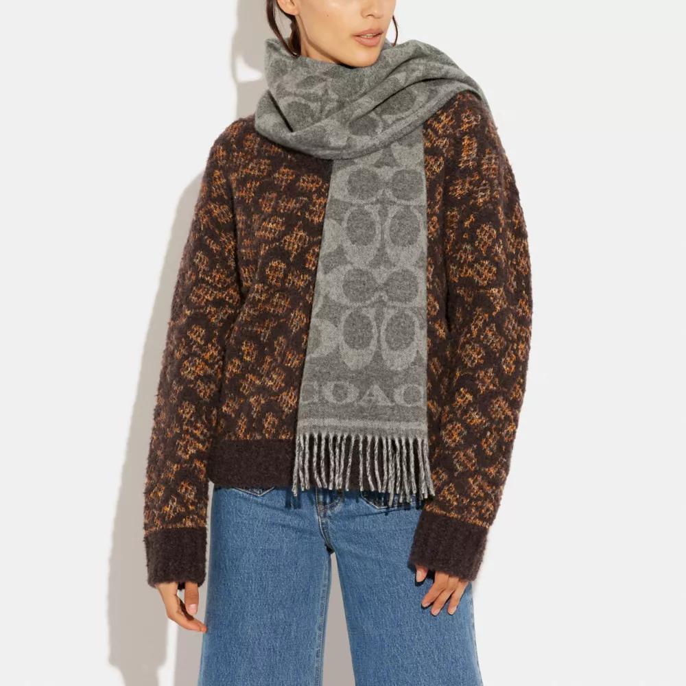 Reversible Signature Cashmere Muffler Product Image