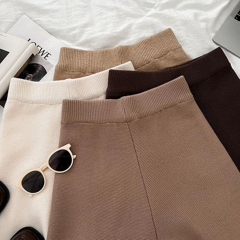High Waist Plain Knit Shorts Product Image