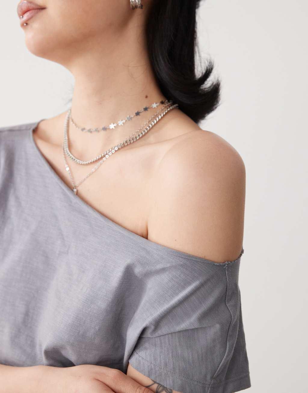 Motel balia asymmetric t-shirt in gray Product Image