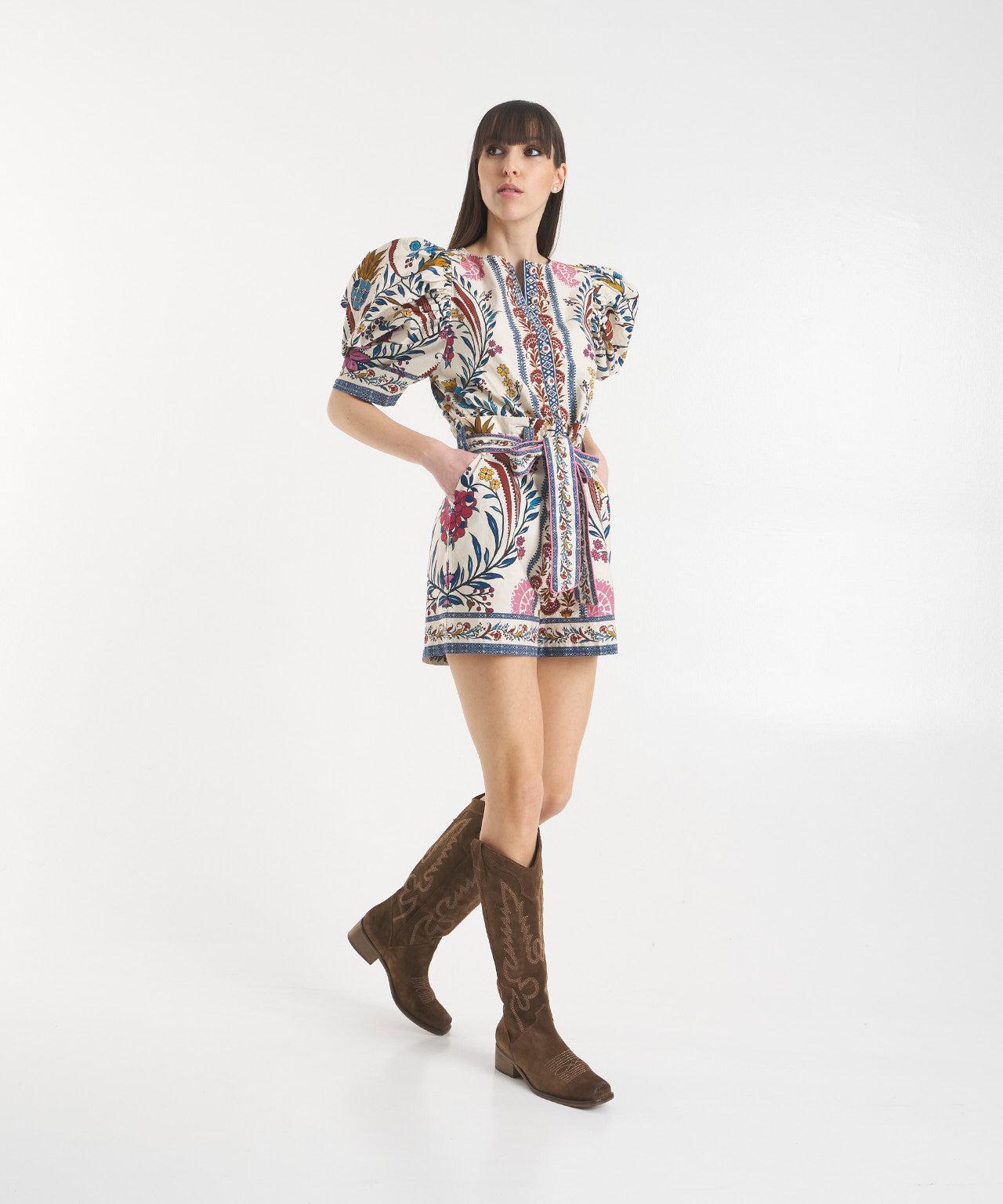 Short jumpsuit with puff sleeves Product Image