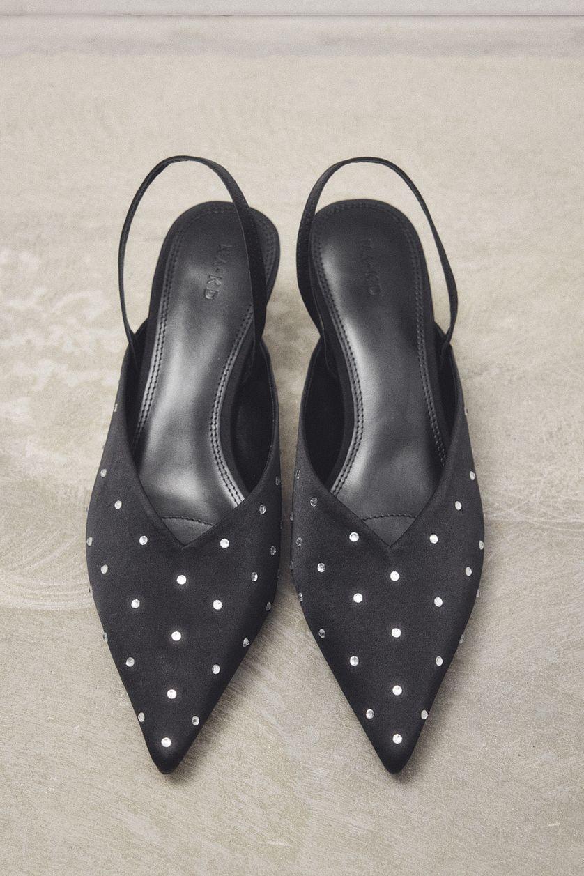 Gem Detailed V-Cut Pumps Product Image