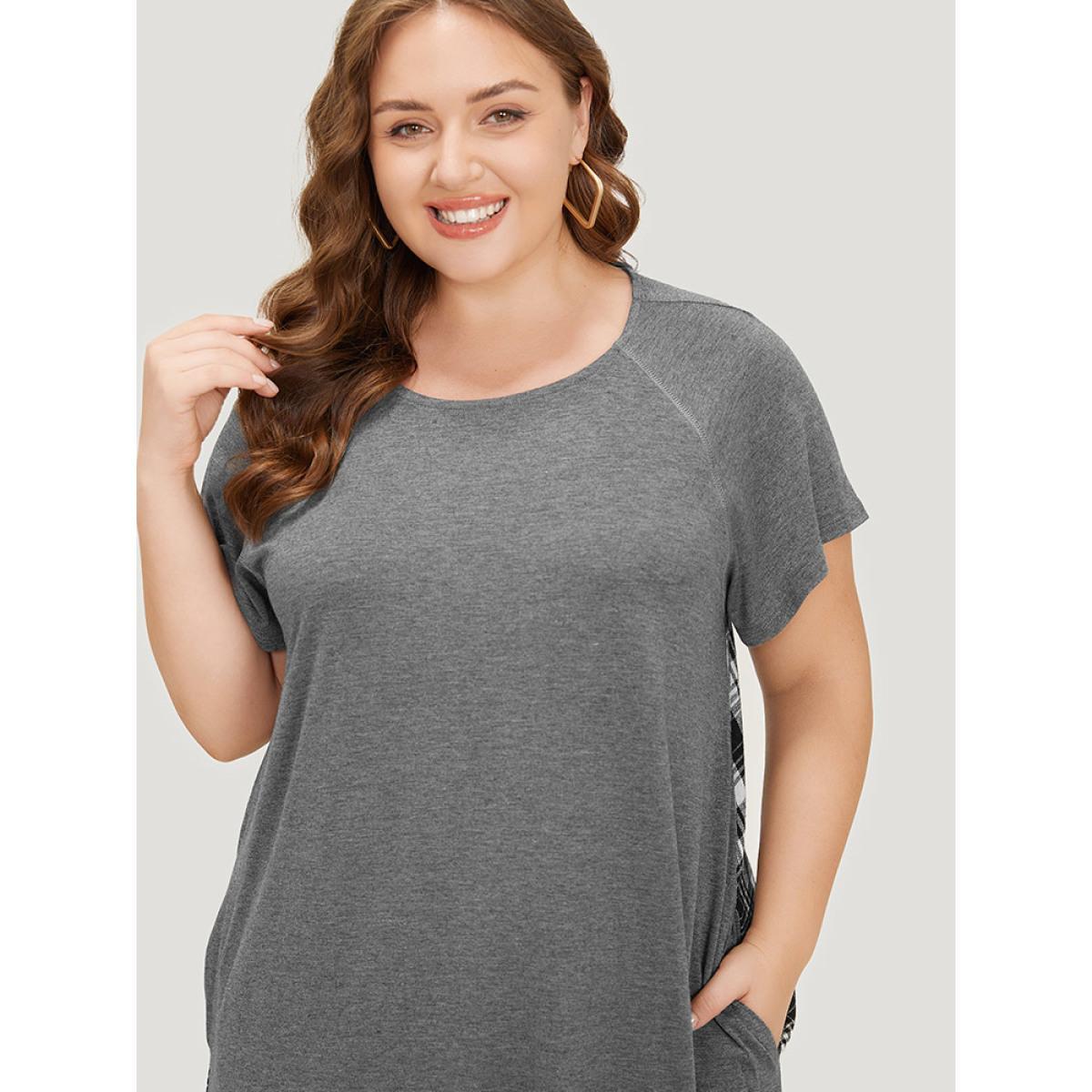 Plus Size Plaid Patchwork Pocket Raglan Sleeve High Low Dress Gray Women Casual Arc Hem Round Neck Short sleeve Curvy Knee Dress BloomChic 14-16/1X Product Image