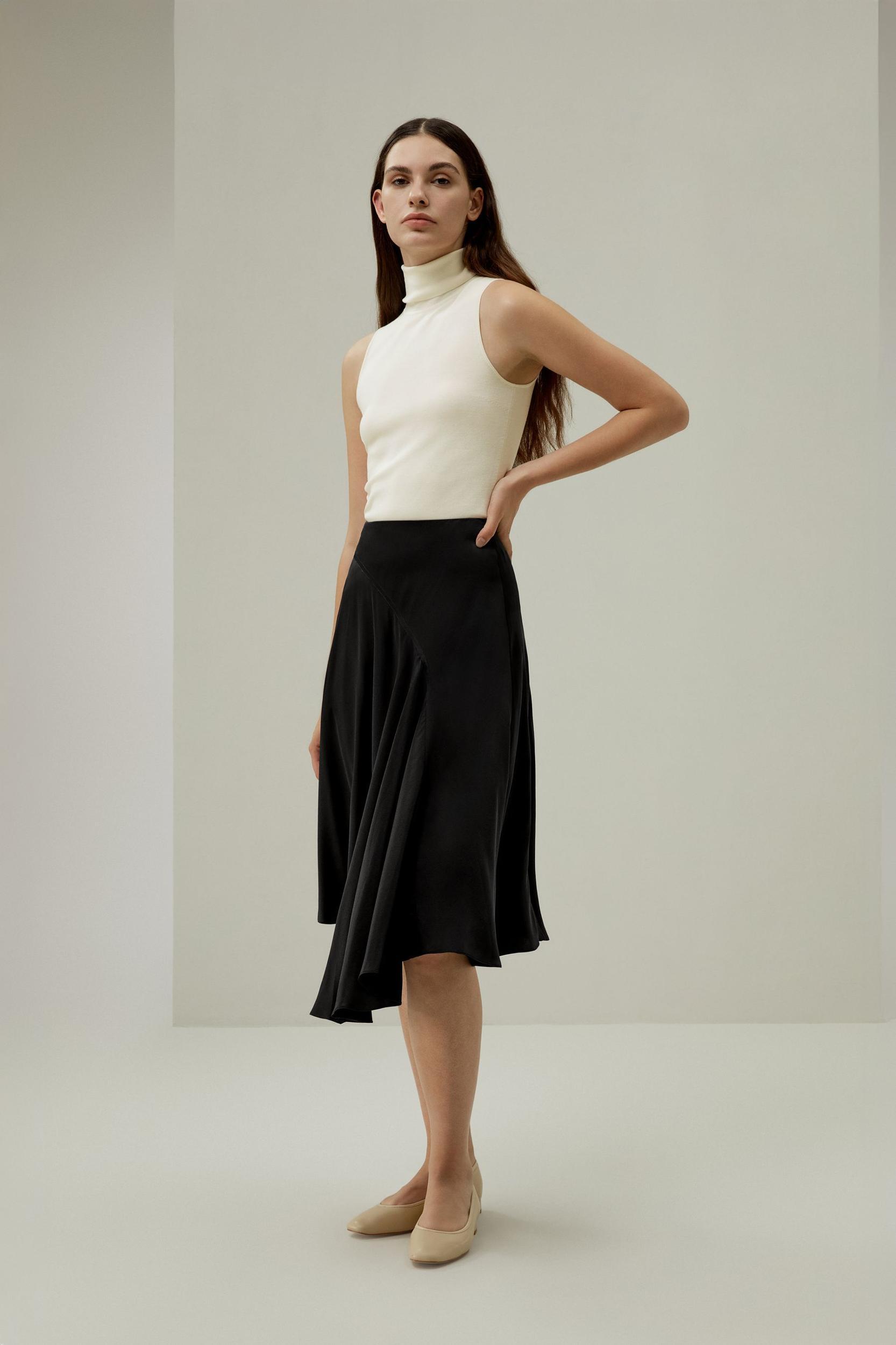Asymmetrical Hem Silky Half-Skirt Product Image