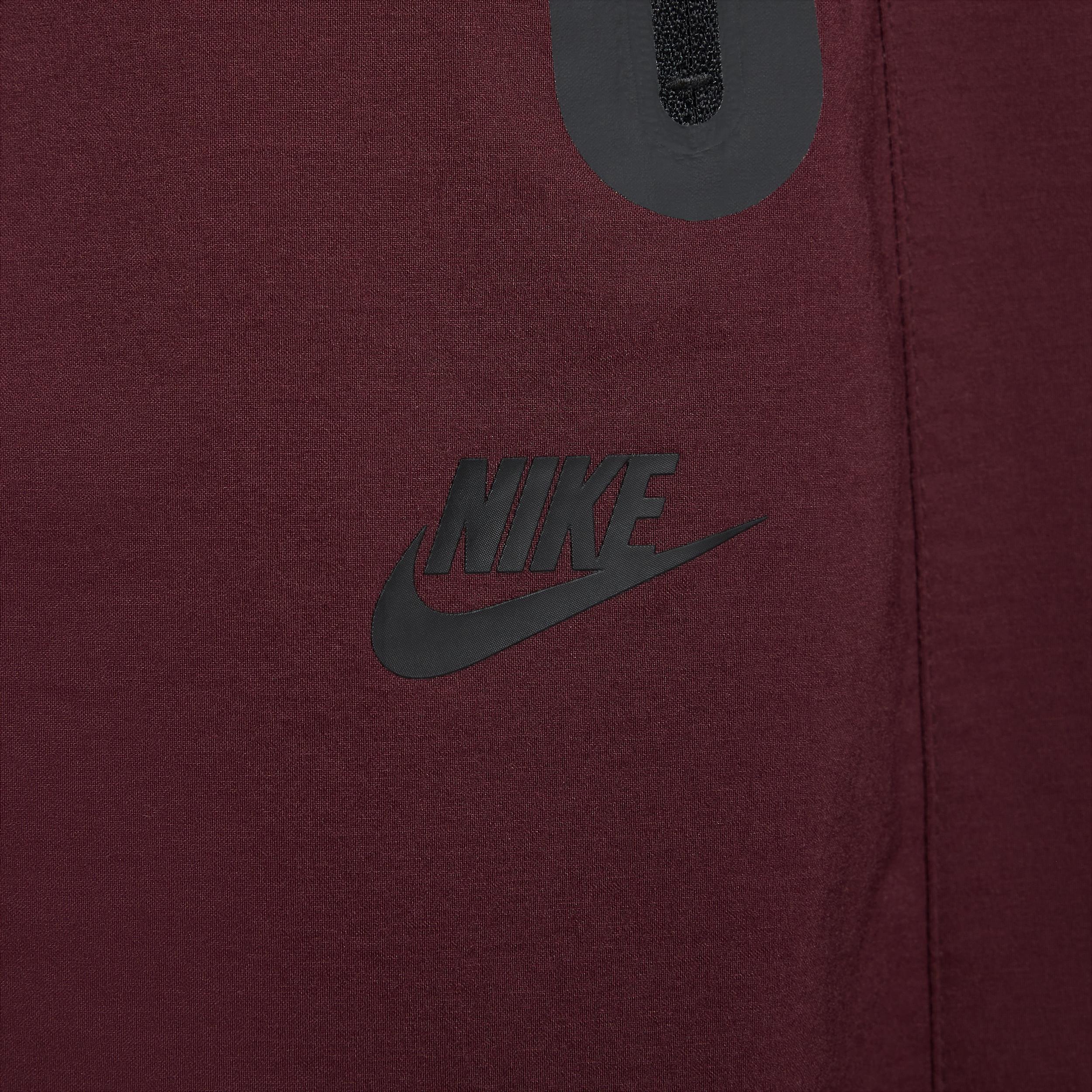 Nike Men's Tech Woven Oversized Pants Product Image