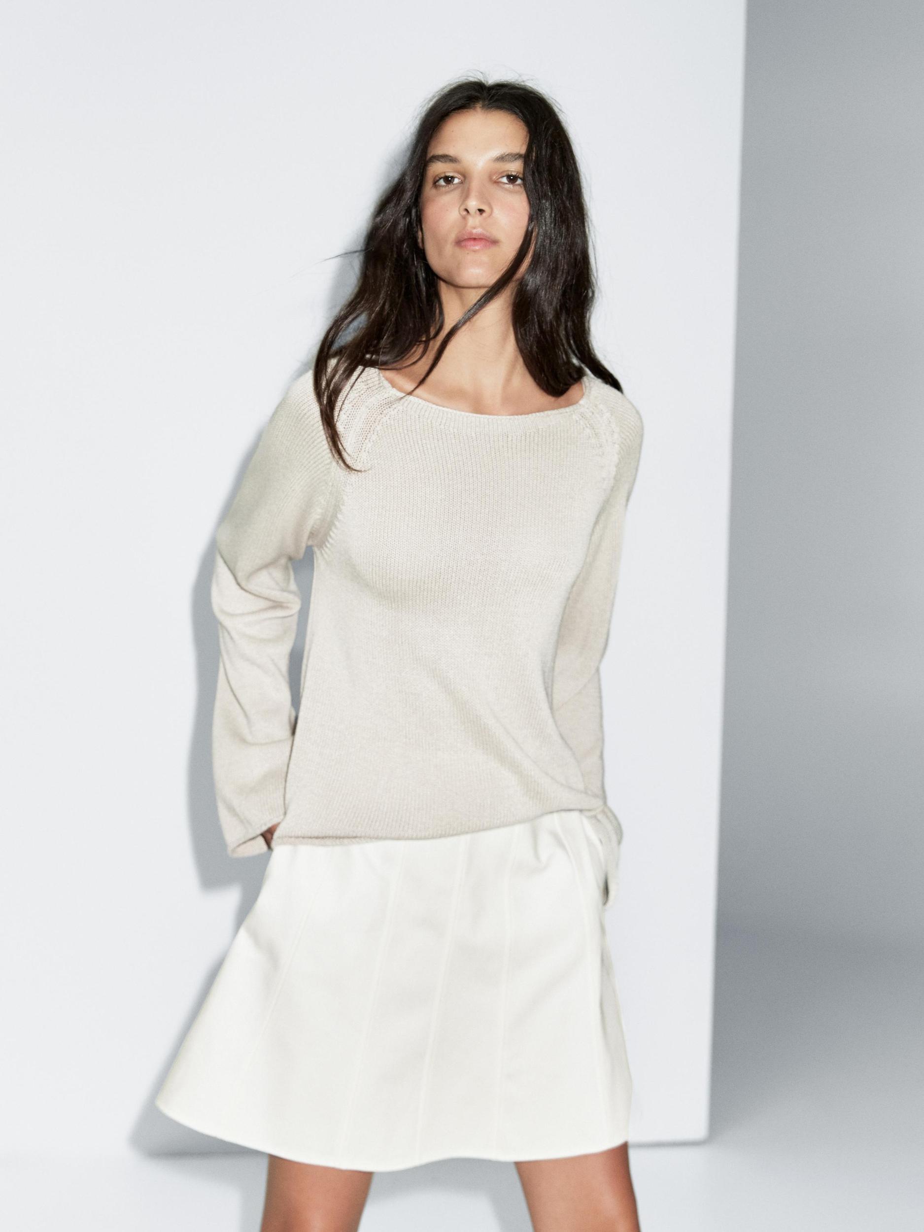 Short denim skirt with seam details Product Image