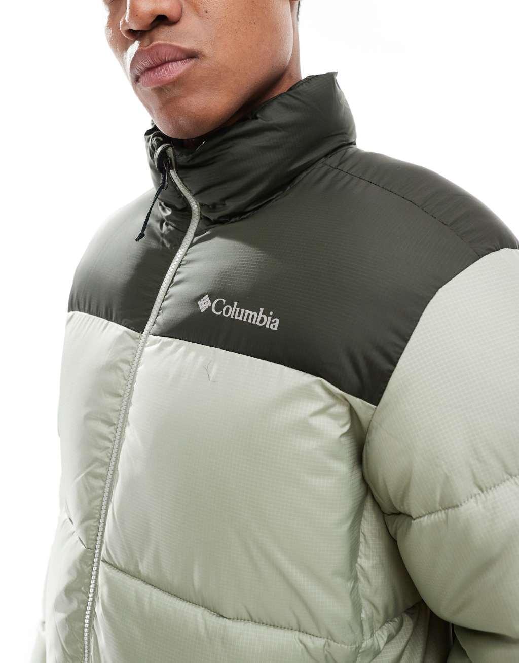 Columbia Puffect III jacket in green Product Image
