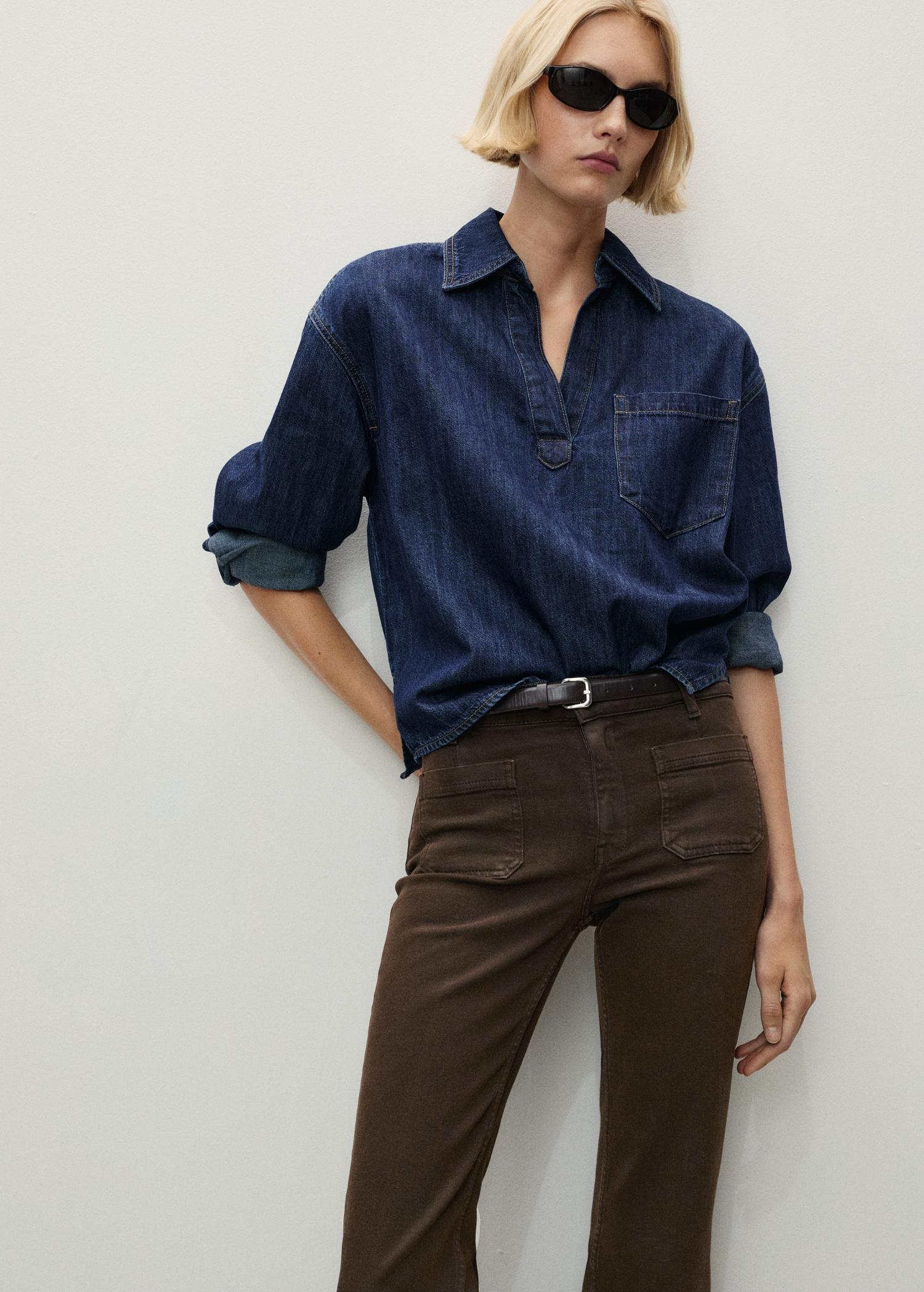 Flared cropped jeans with pockets - Women | MANGO USA Product Image