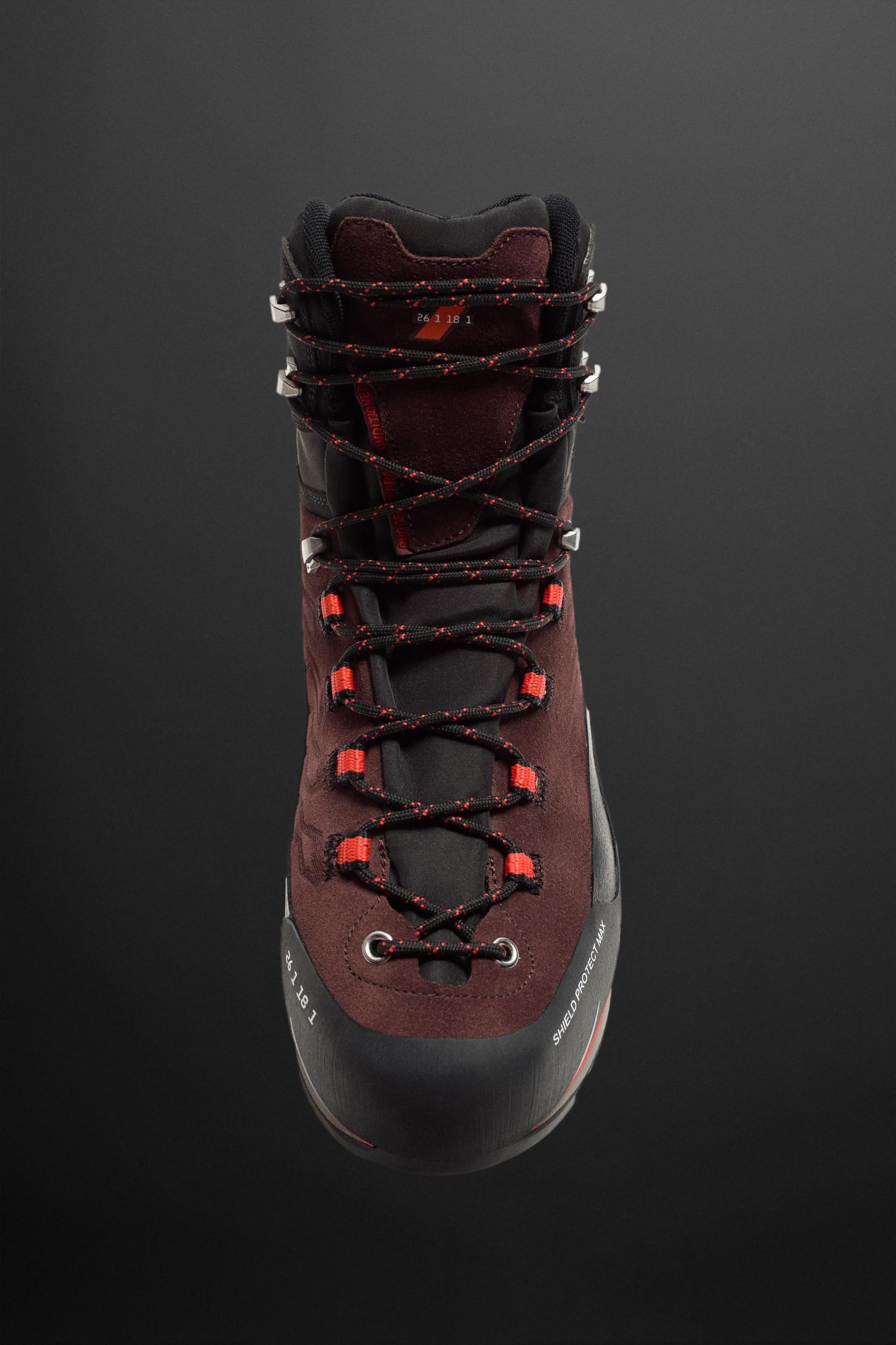 HIKING BOOTS Product Image