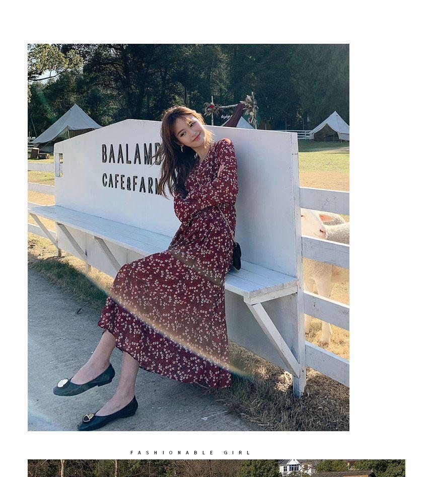 Long-Sleeve V-Neck Floral Midi A-Line Dress Product Image