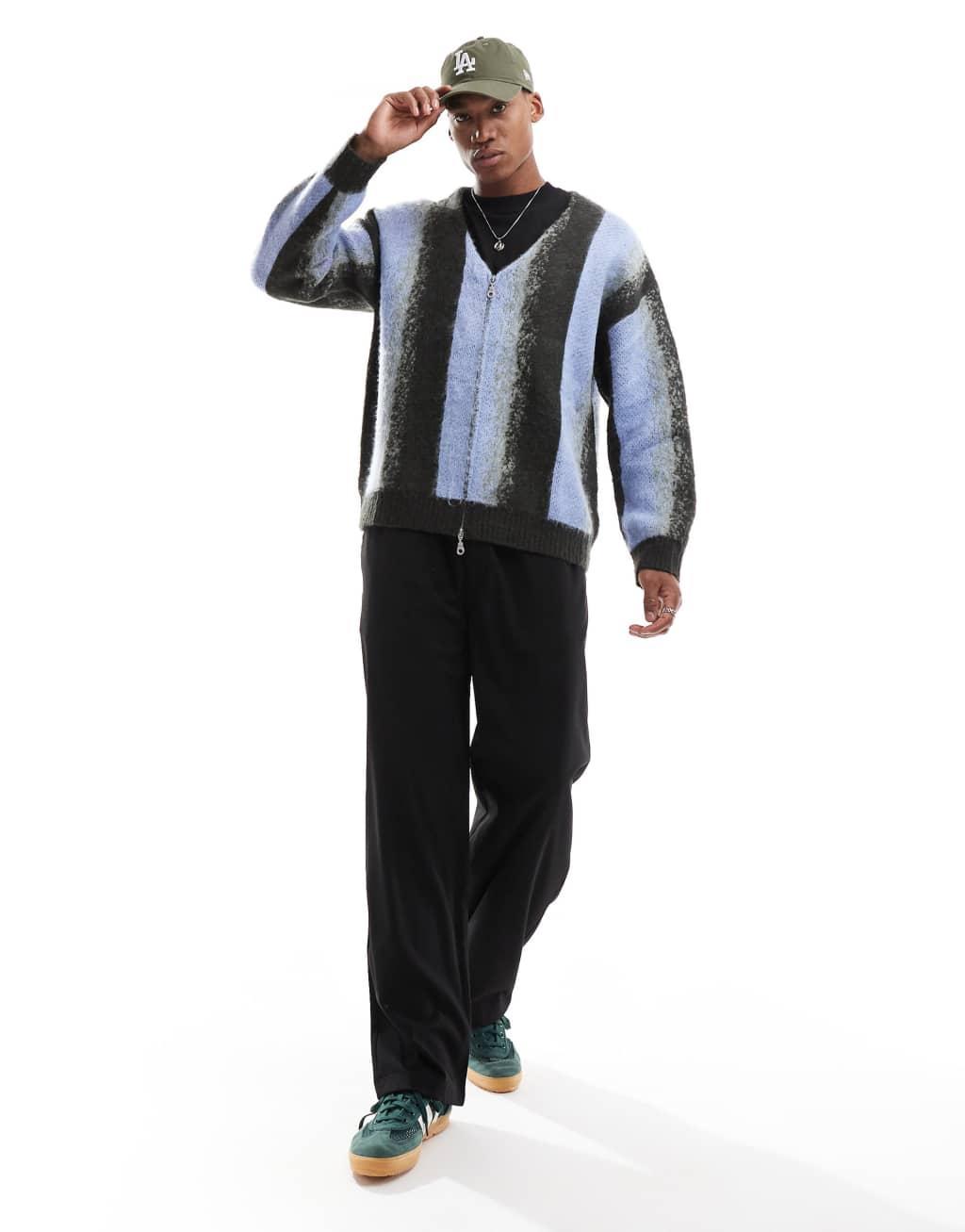 Pull&Bear relaxed tailored pants in black Product Image