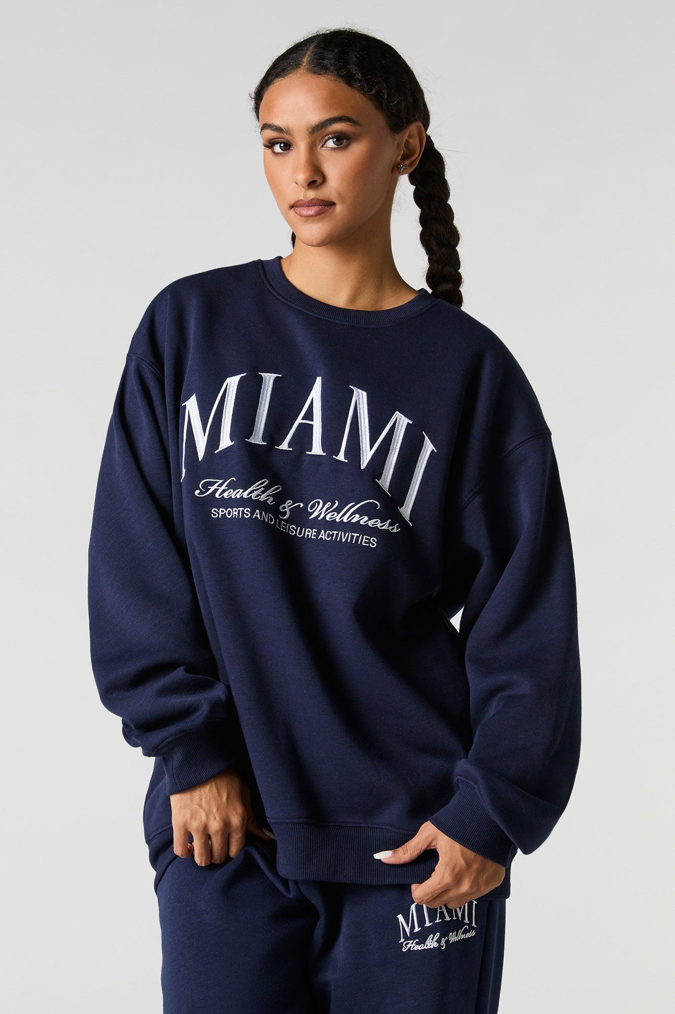 Graphic Fleece Oversized Sweatshirt Female Product Image