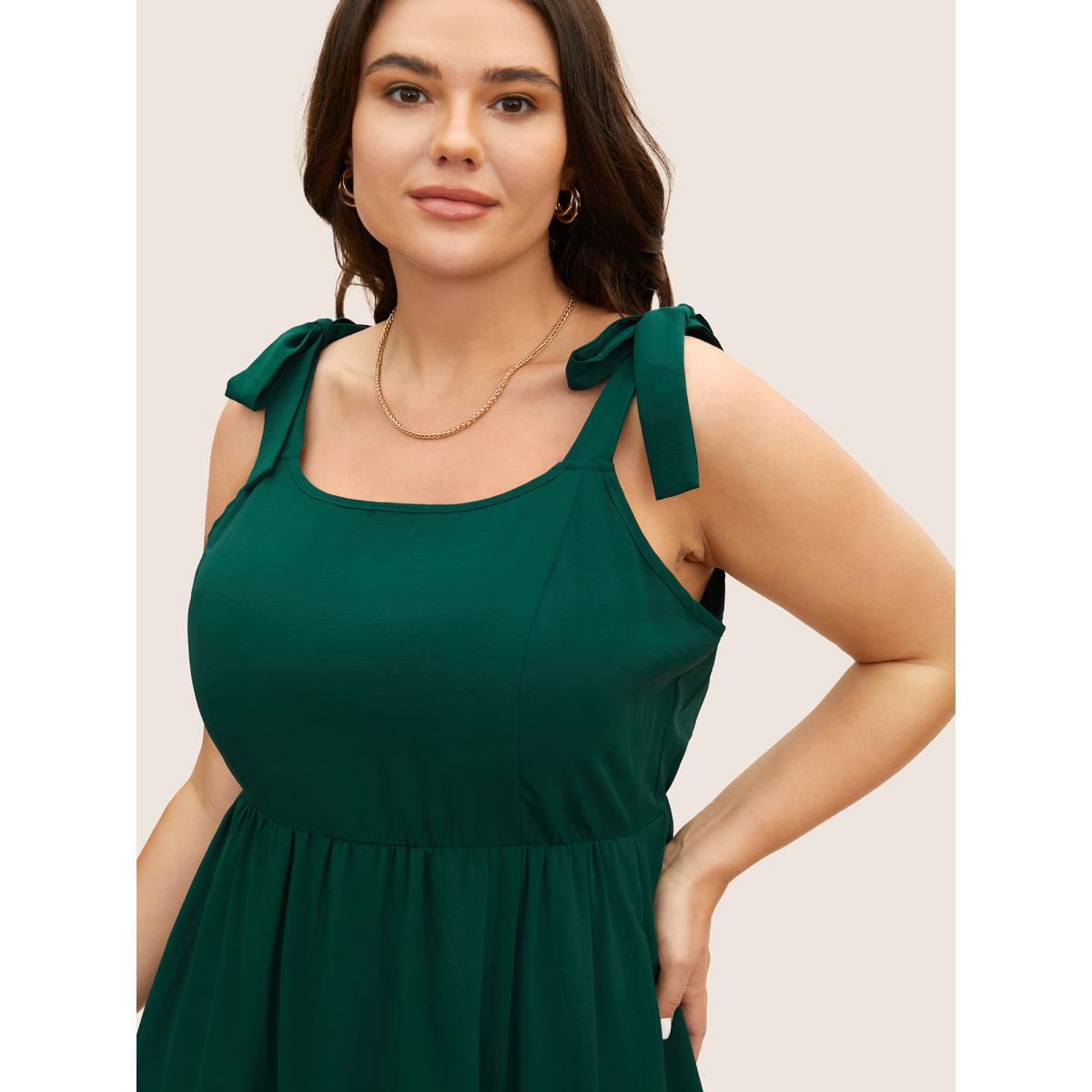 Plus Size Solid Tie Knot Slit Hem Dress DarkGreen Women Formal Tie knot Square Neck Sleeveless Curvy BloomChic 22-24/3X Product Image