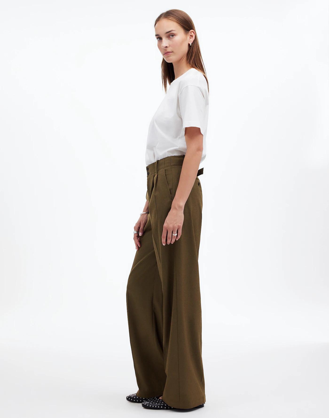 The Harlow Wide-Leg Trouser in Brushed Twill Product Image