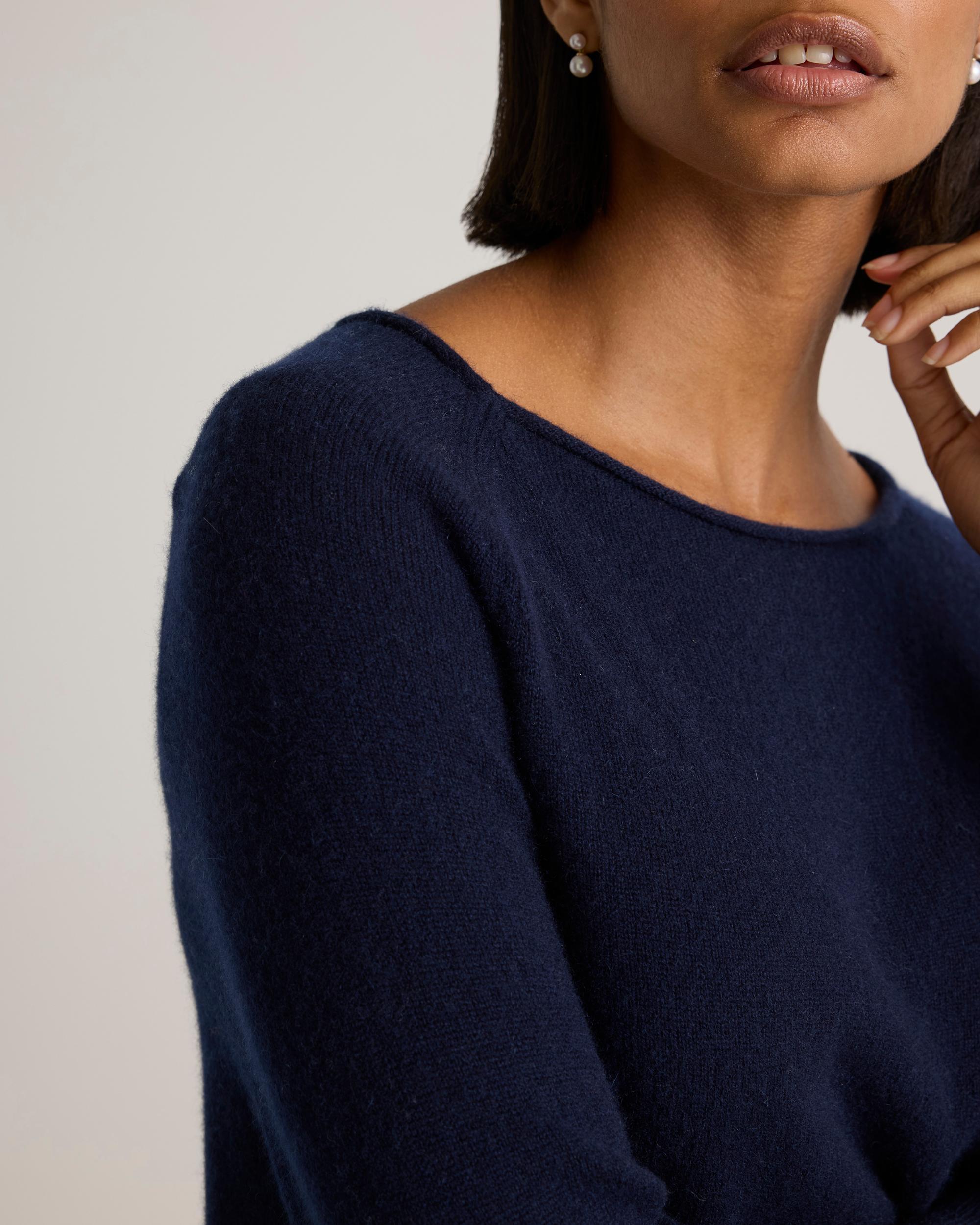 Quince | Women's Mongolian Cashmere Boatneck Sweater Size XS Product Image