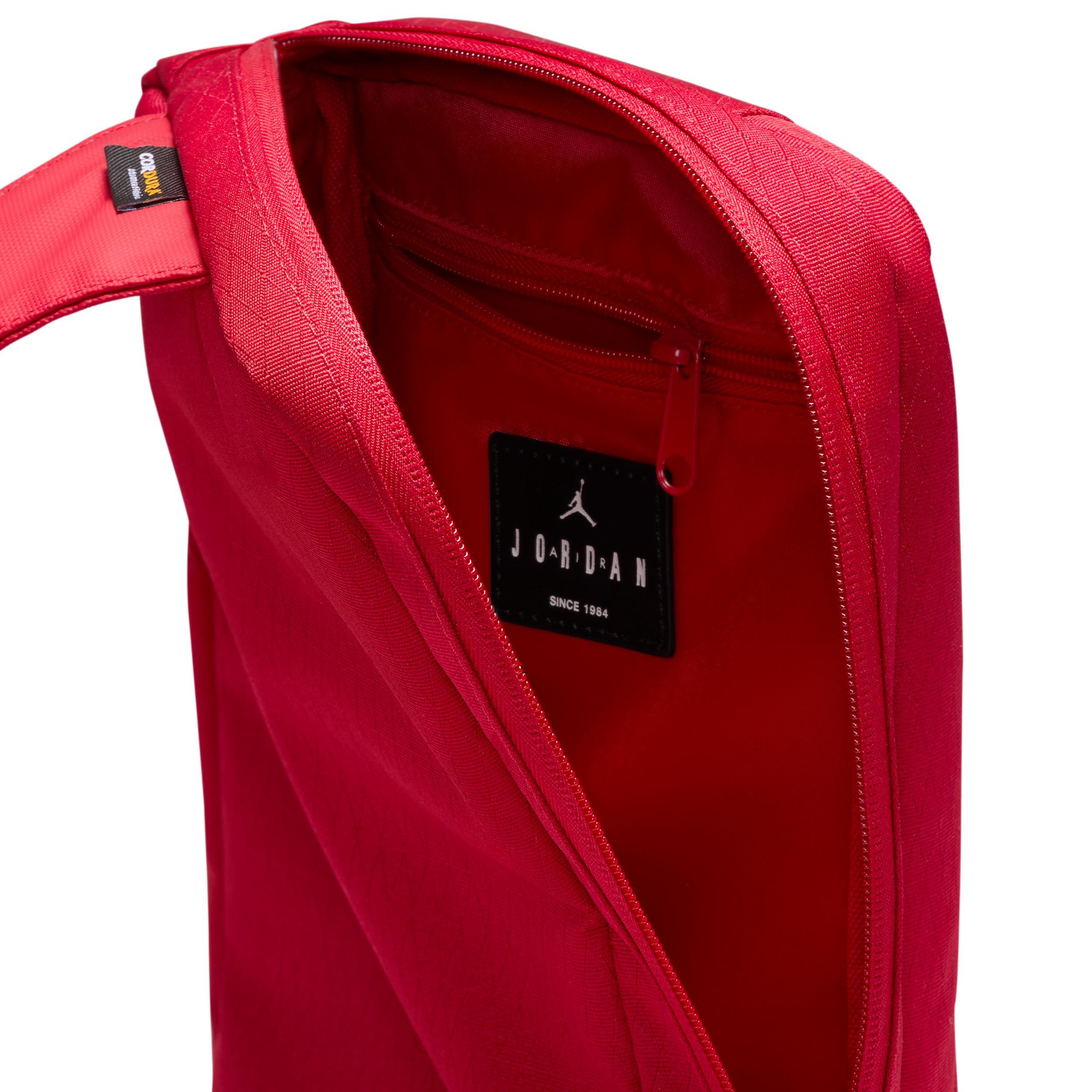 Men's Jordan Collectors Crossbody Bag (3L) Product Image