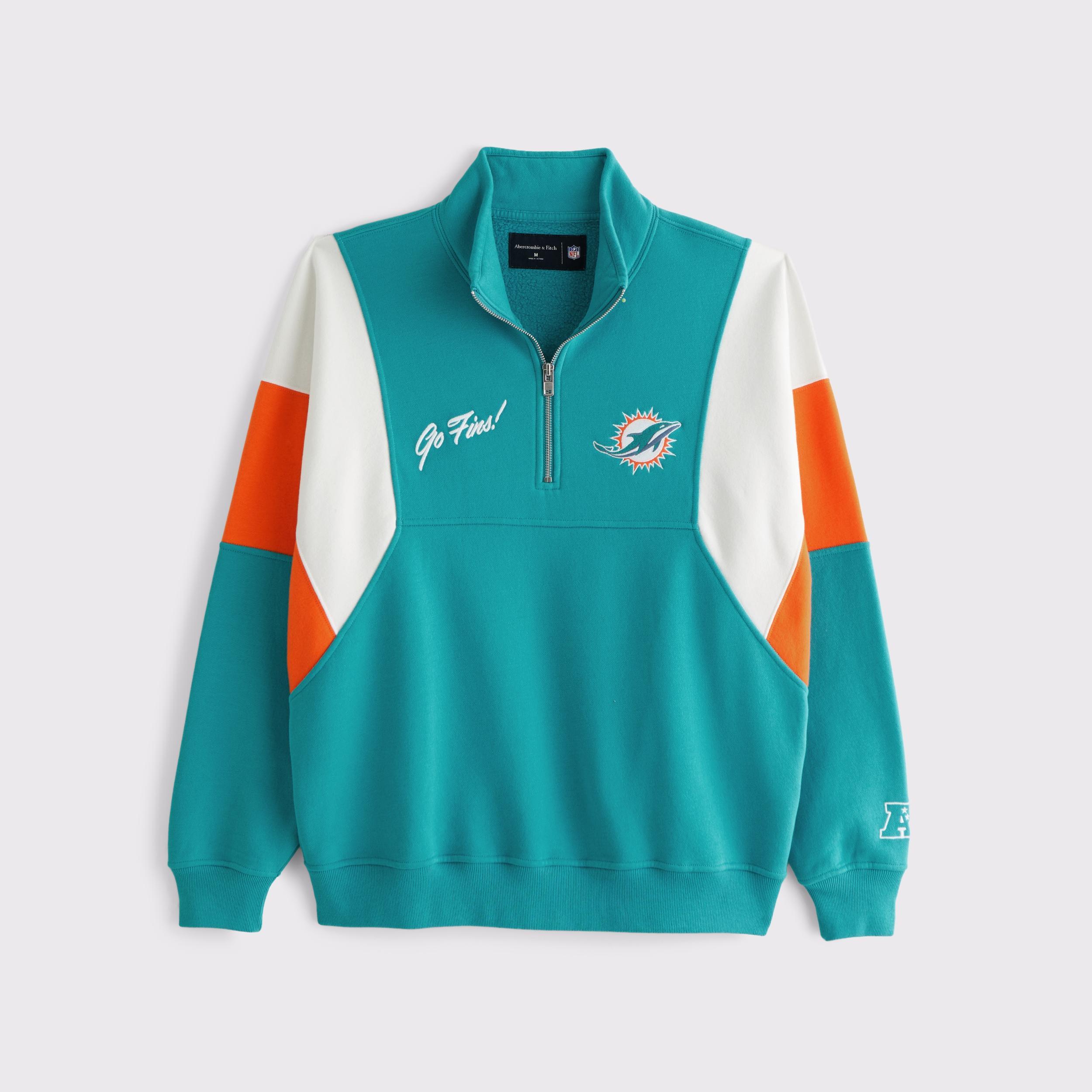 Dallas Cowboys Half-Zip Sweatshirt Product Image