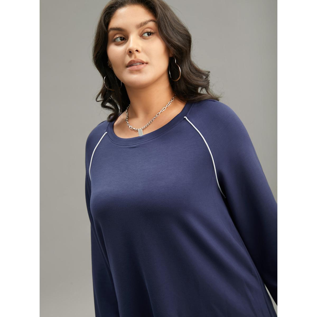 Plus Size Supersoft Essentials Contrast Trim Raglan Sleeve Sweatshirt Women DarkBlue Casual Elastic cuffs Round Neck Dailywear Sweatshirts BloomChic 22-24/3X Product Image