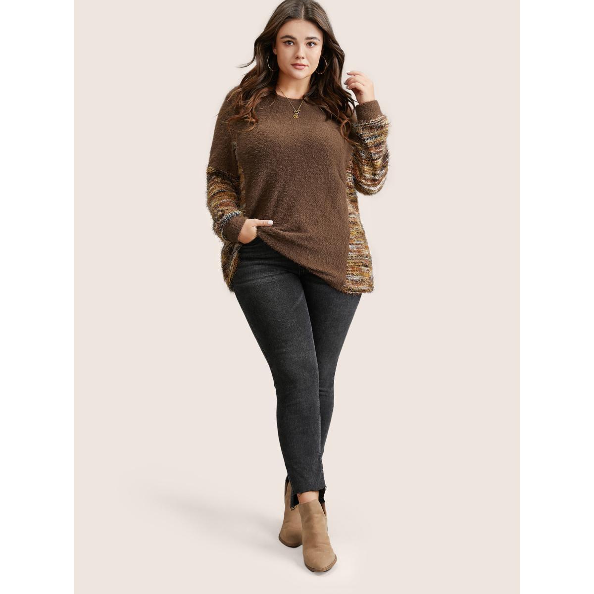 Plus Size Round Neck Patchwork Heather Fluffy Sweatshirt Women DarkBrown Casual Texture Round Neck Dailywear Sweatshirts BloomChic 14-16/1X Product Image