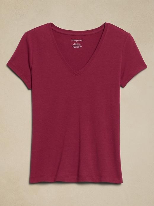 Timeless V-Neck T-Shirt Product Image