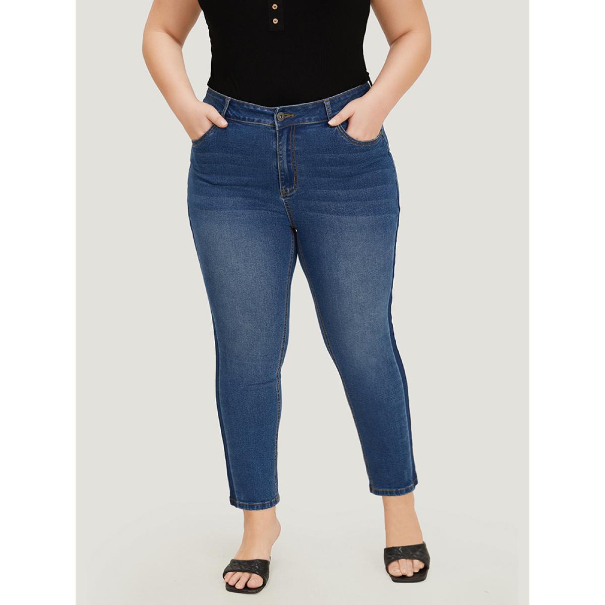 Plus Size Very Stretchy High Rise Medium Wash Contrast Patchwork Jeans Women Blue Casual Patchwork Contrast High stretch Pocket Jeans BloomChic 22/3X Product Image