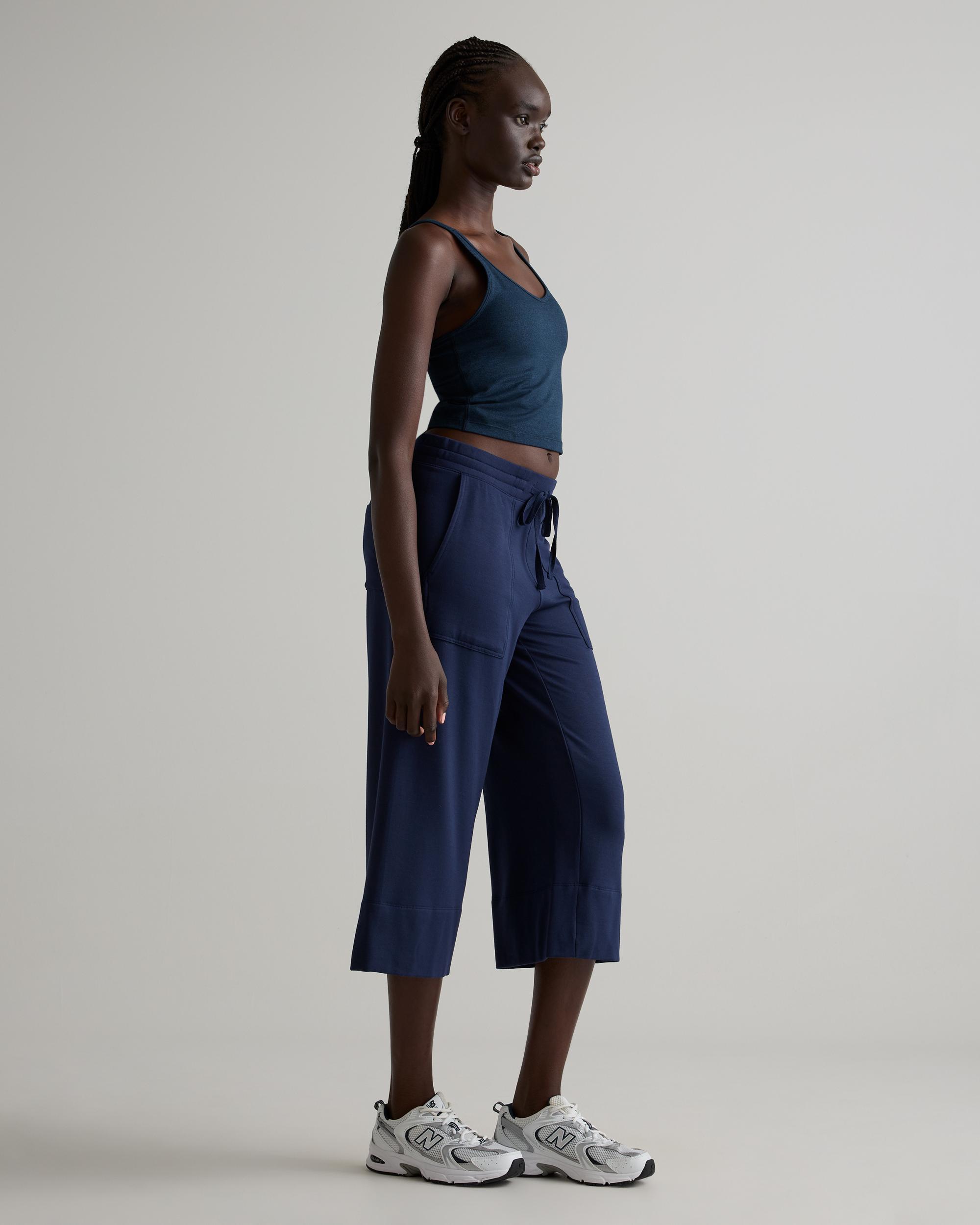 Quince | Women's Wide Leg Fleece SweatPants Supersoft Fleece Lounge Pants Capri, Size XS, Lenzing Modal Product Image