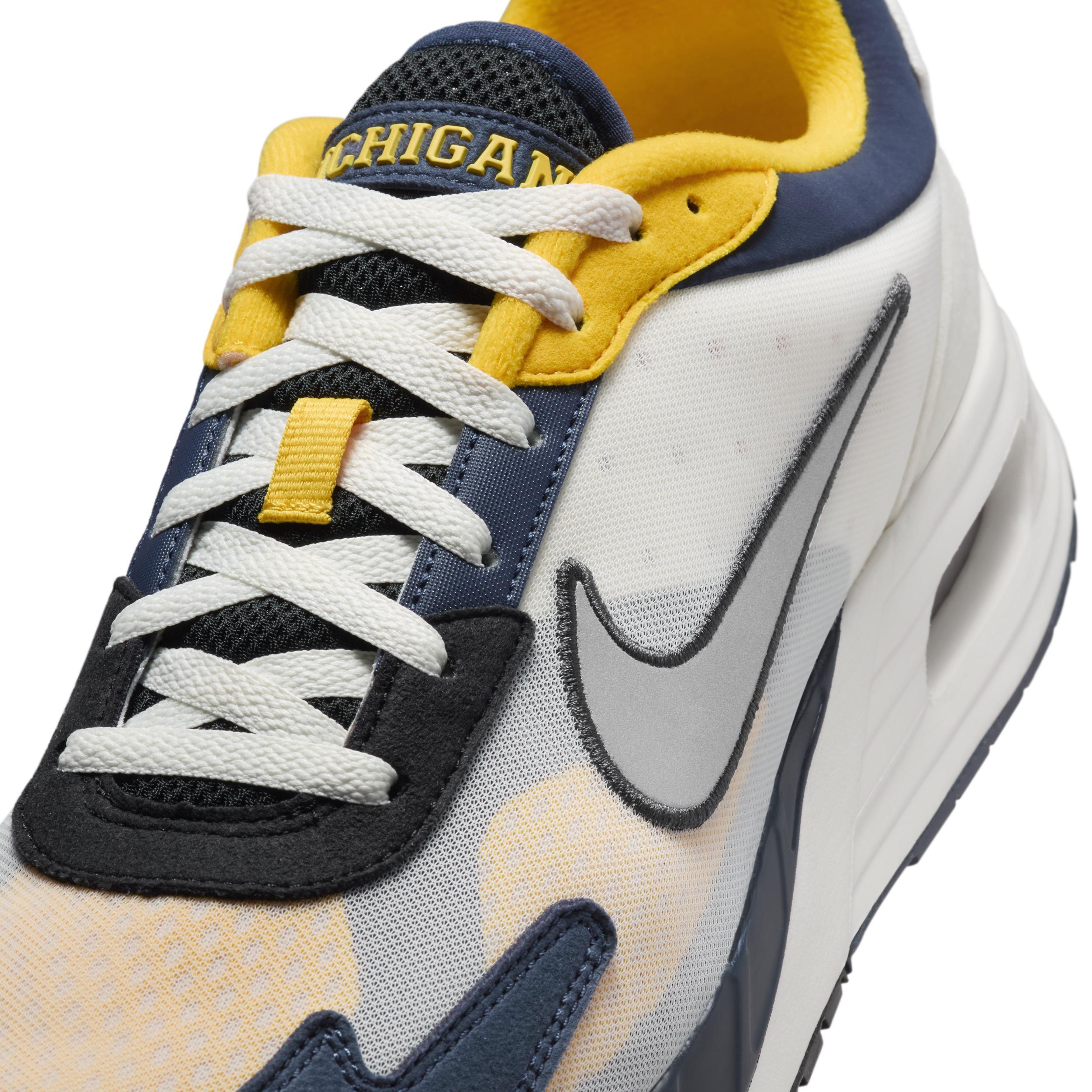 Michigan Nike Air Max Solo Men's Shoes Product Image